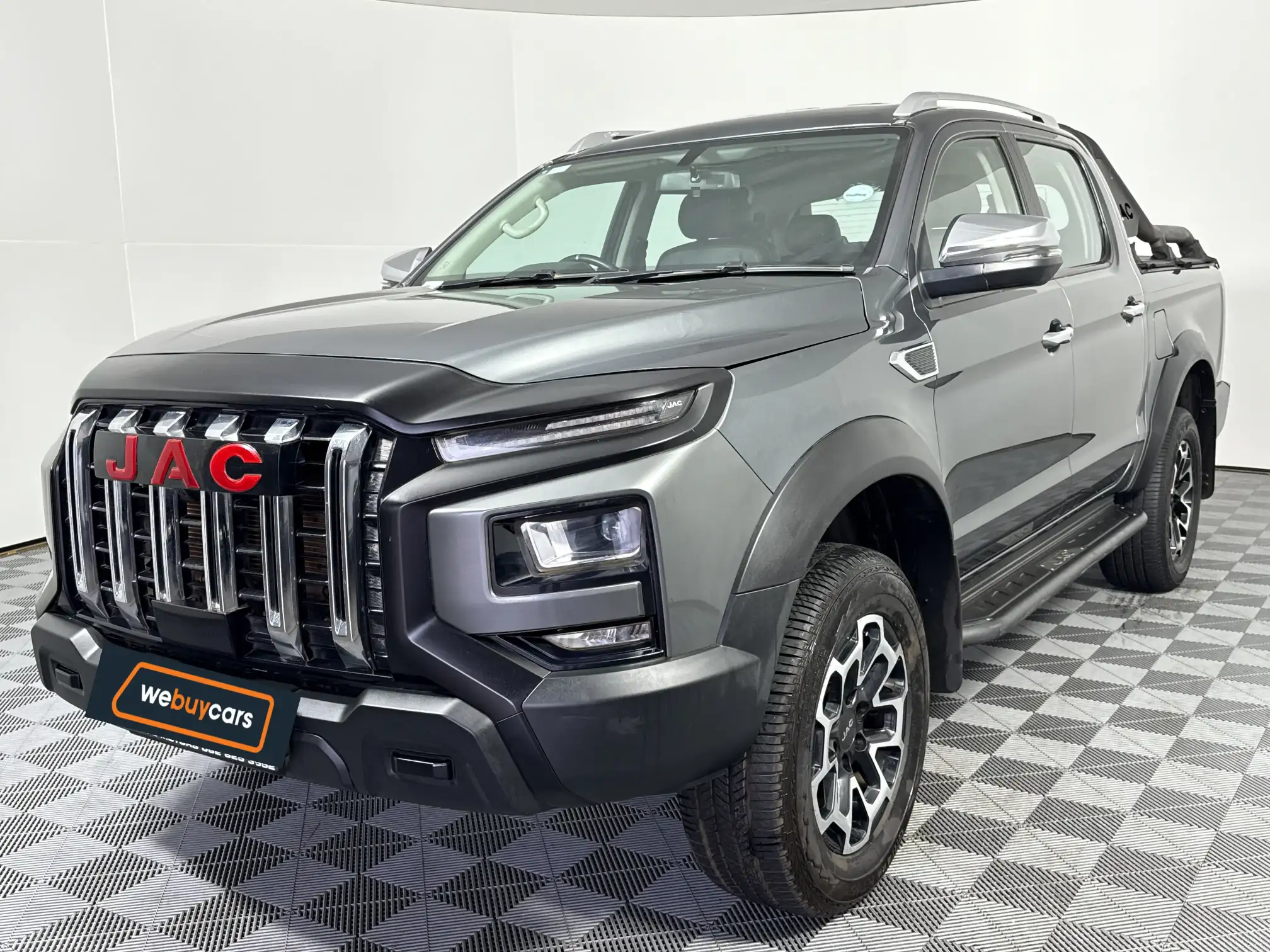 2024 JAC T9