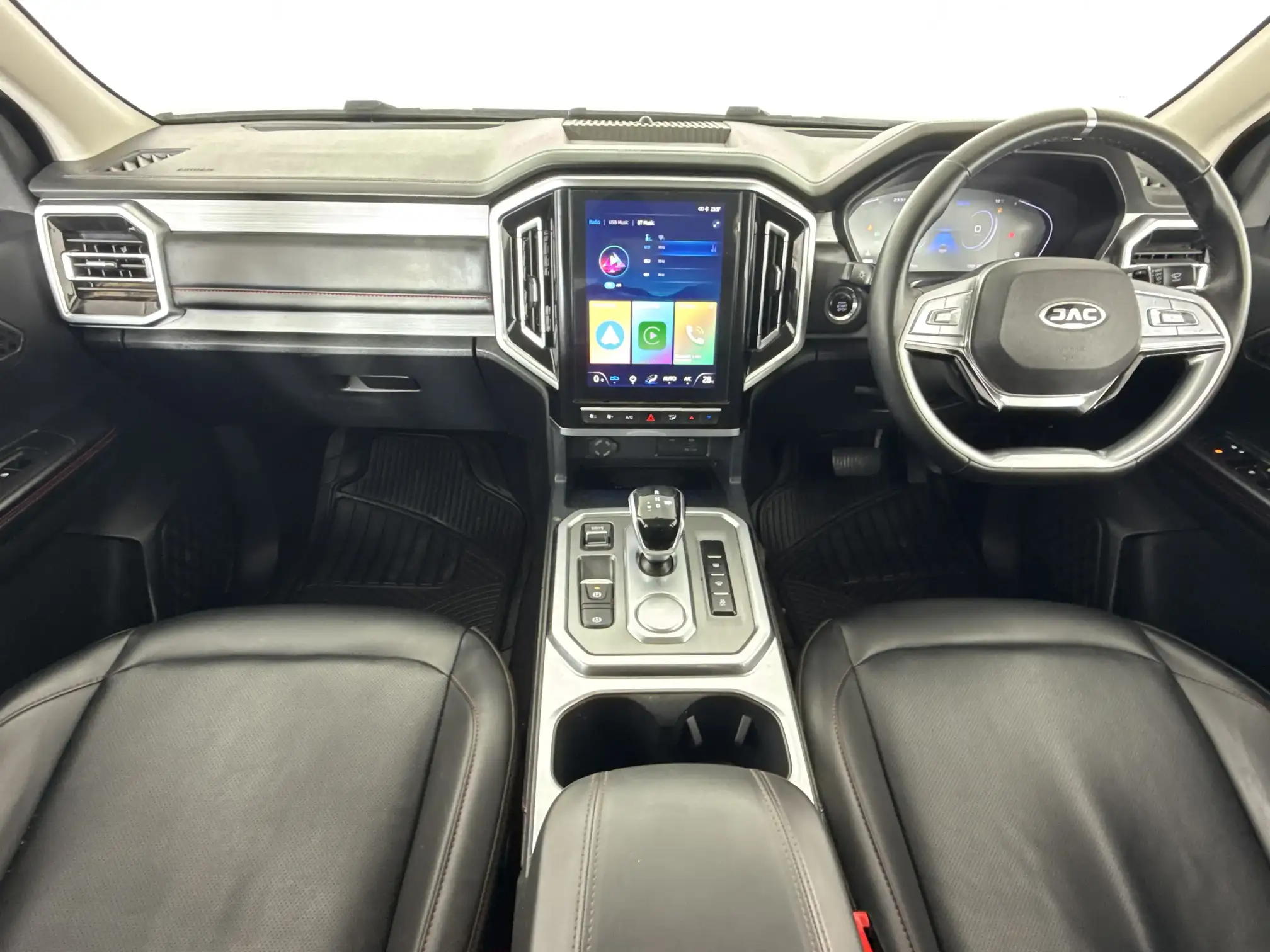 JAC T9