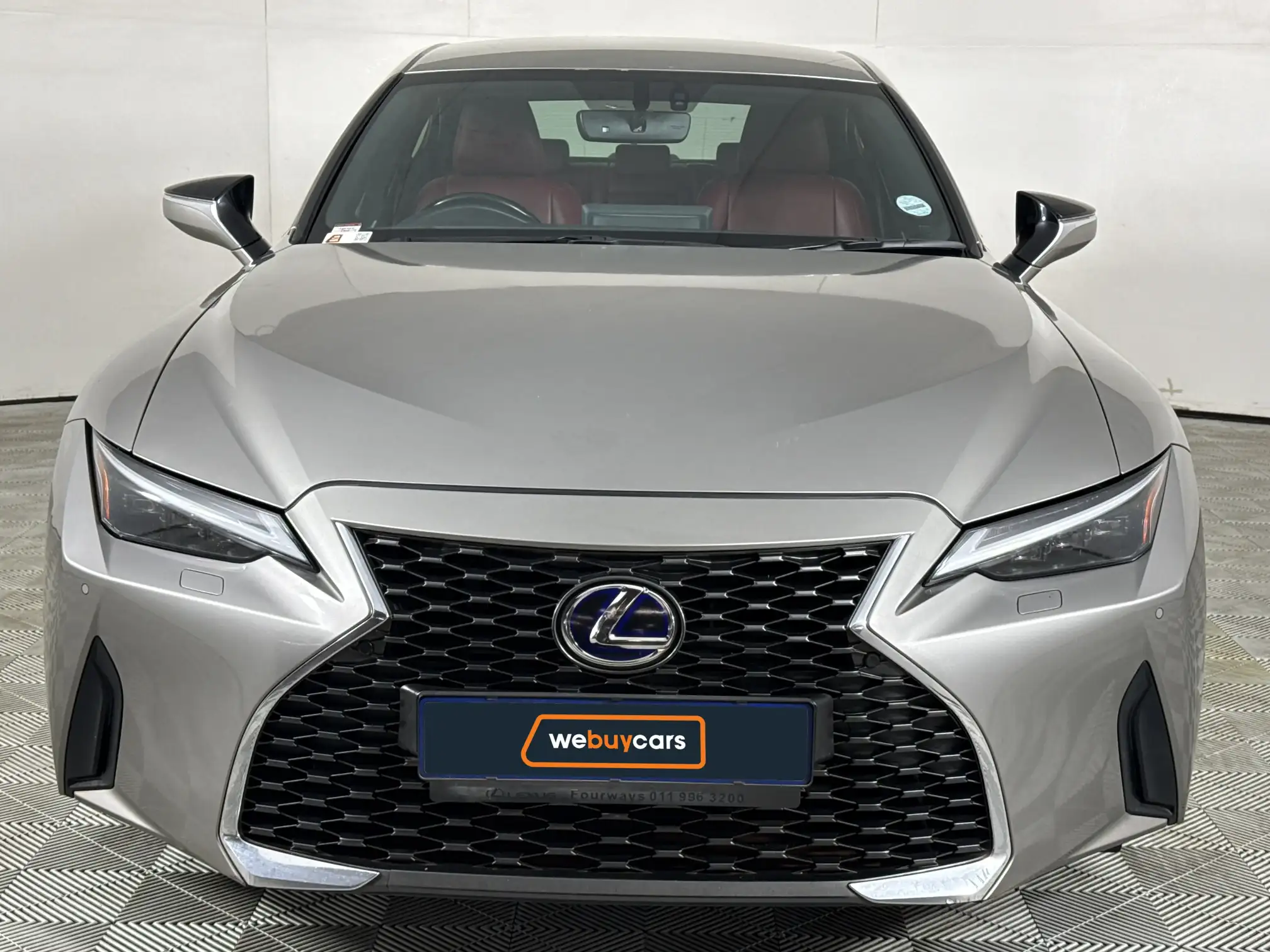 Lexus IS