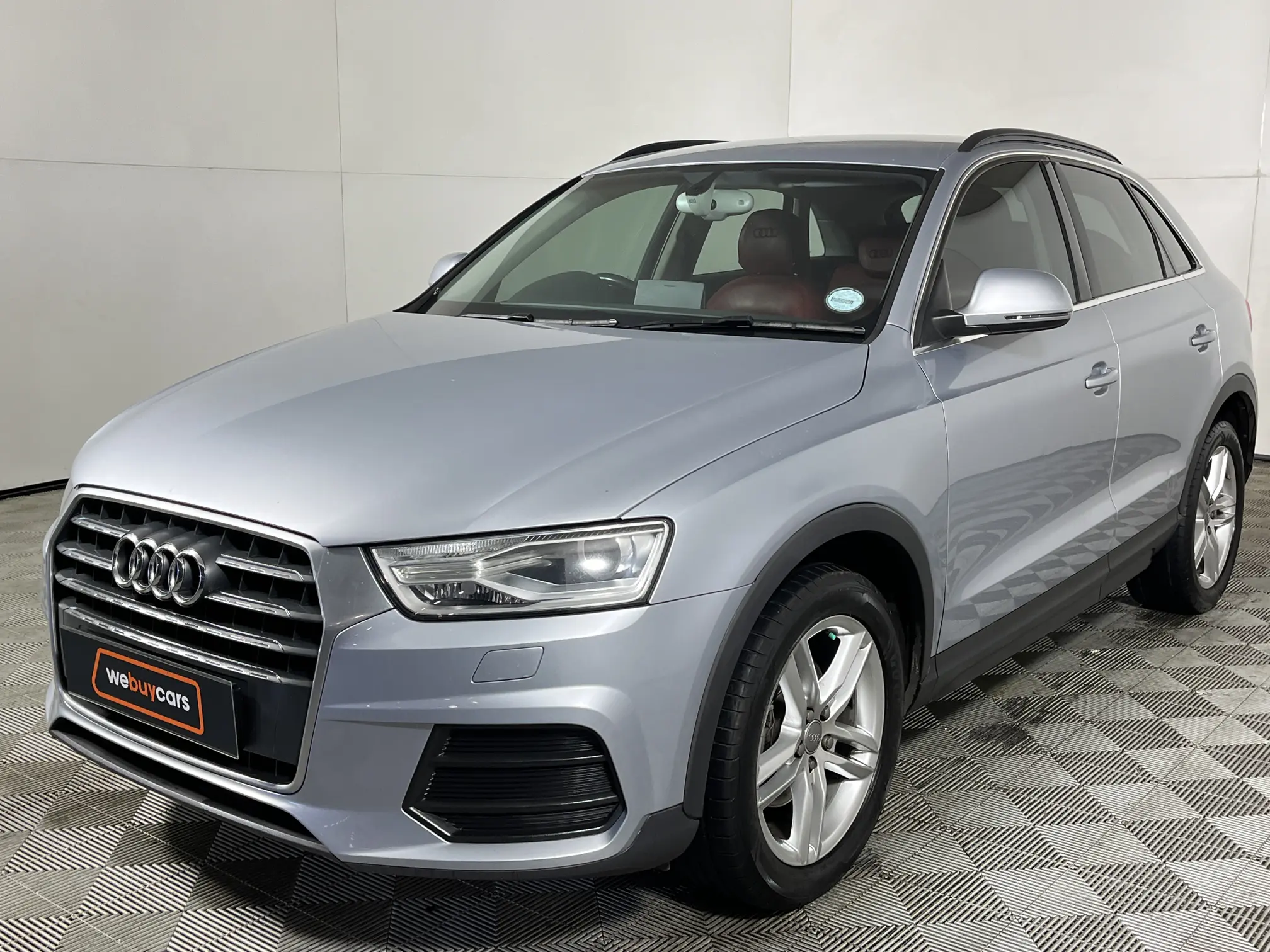 2015 Audi Q3 1.4T FSI (110 KW)