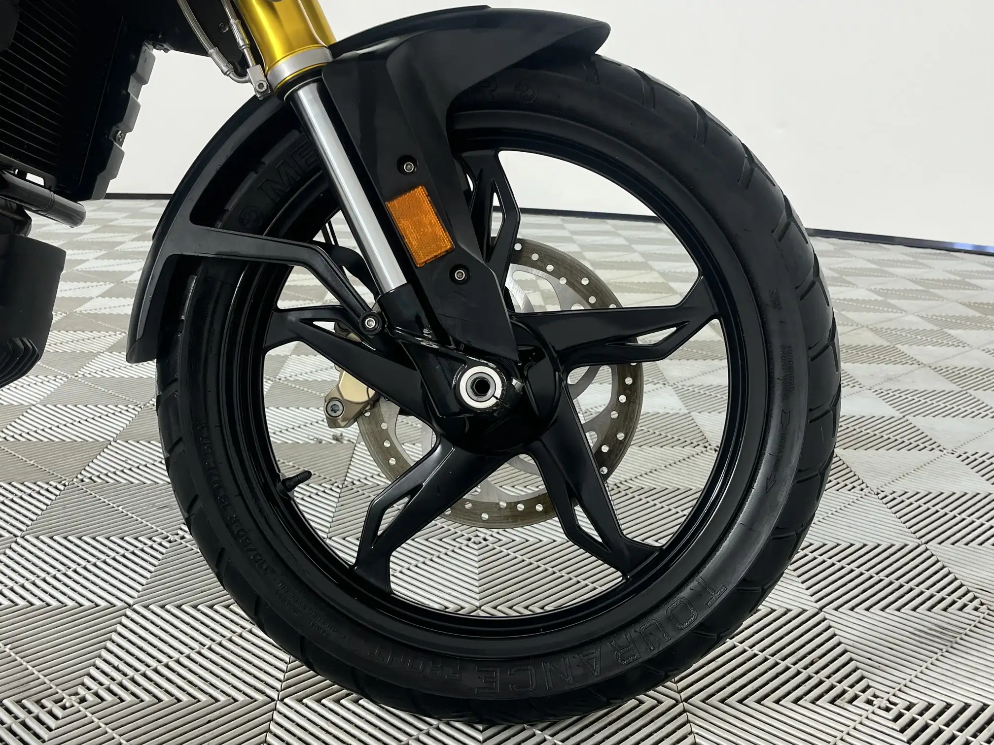 BMW C