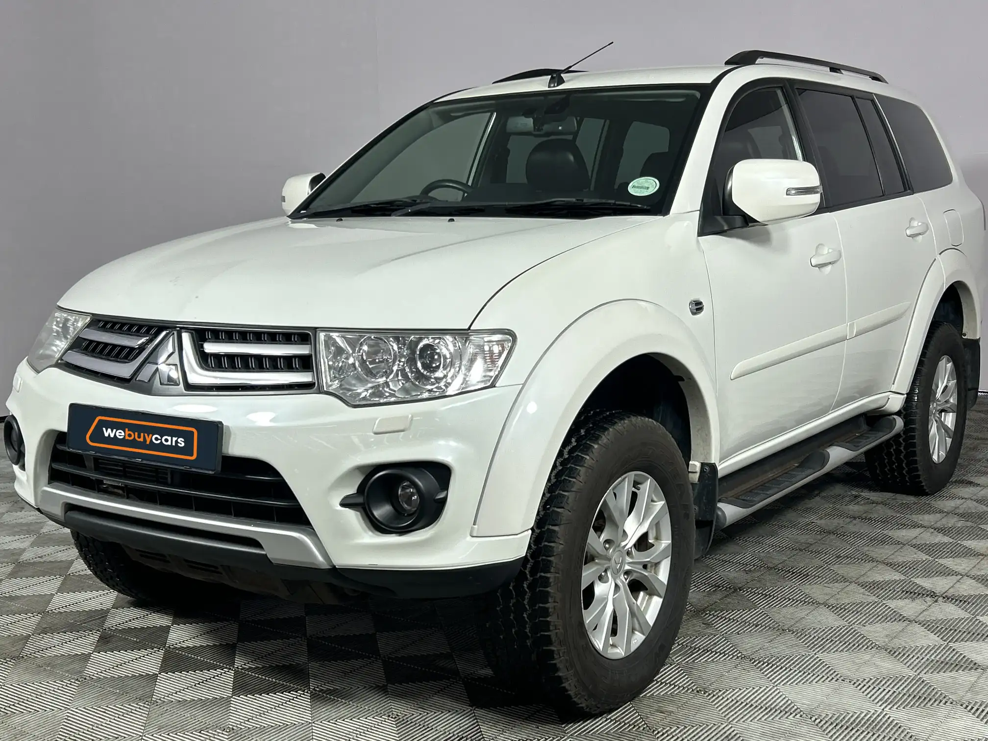 2015 Mitsubishi Pajero Sport