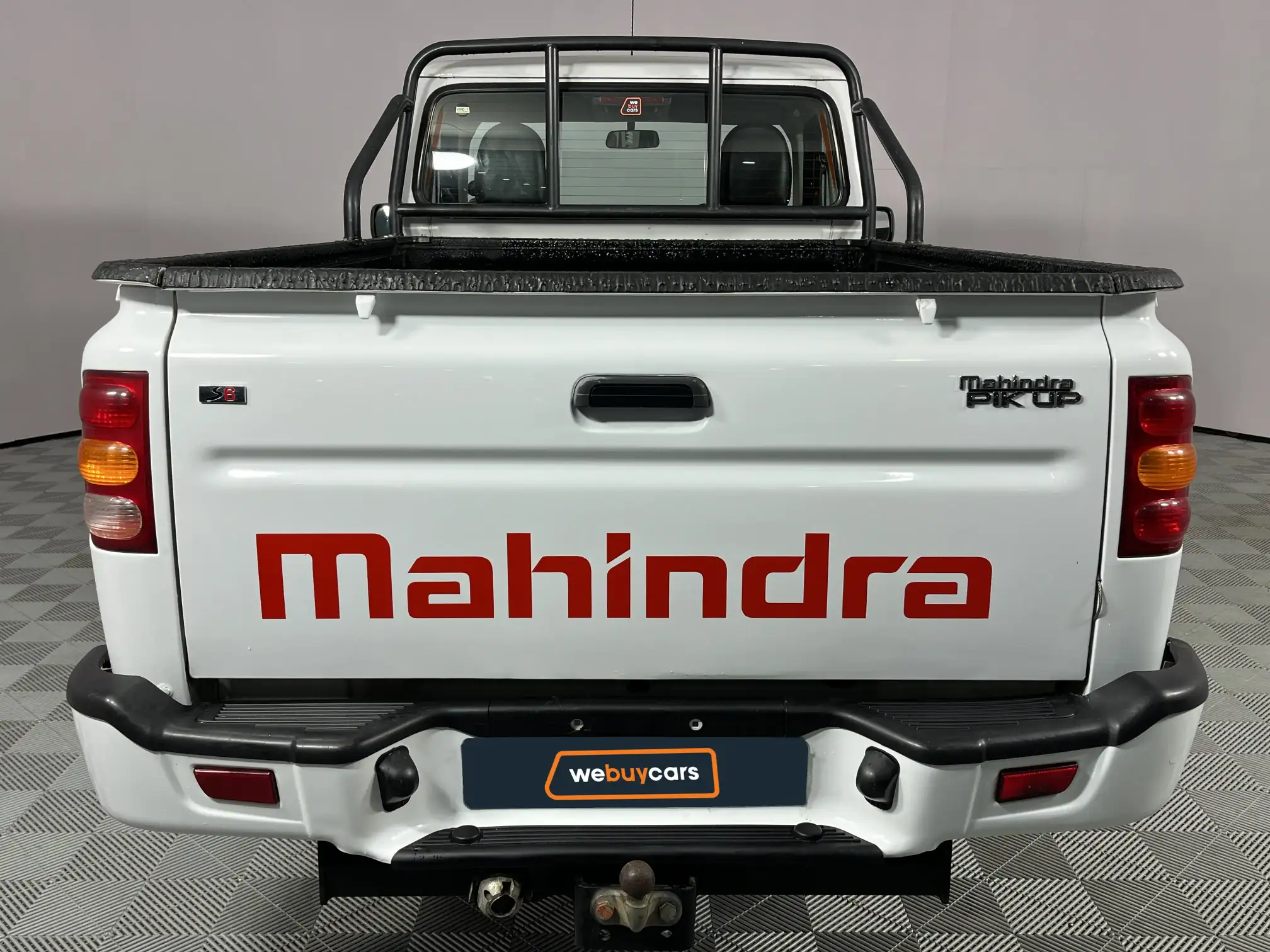 Mahindra PIK UP