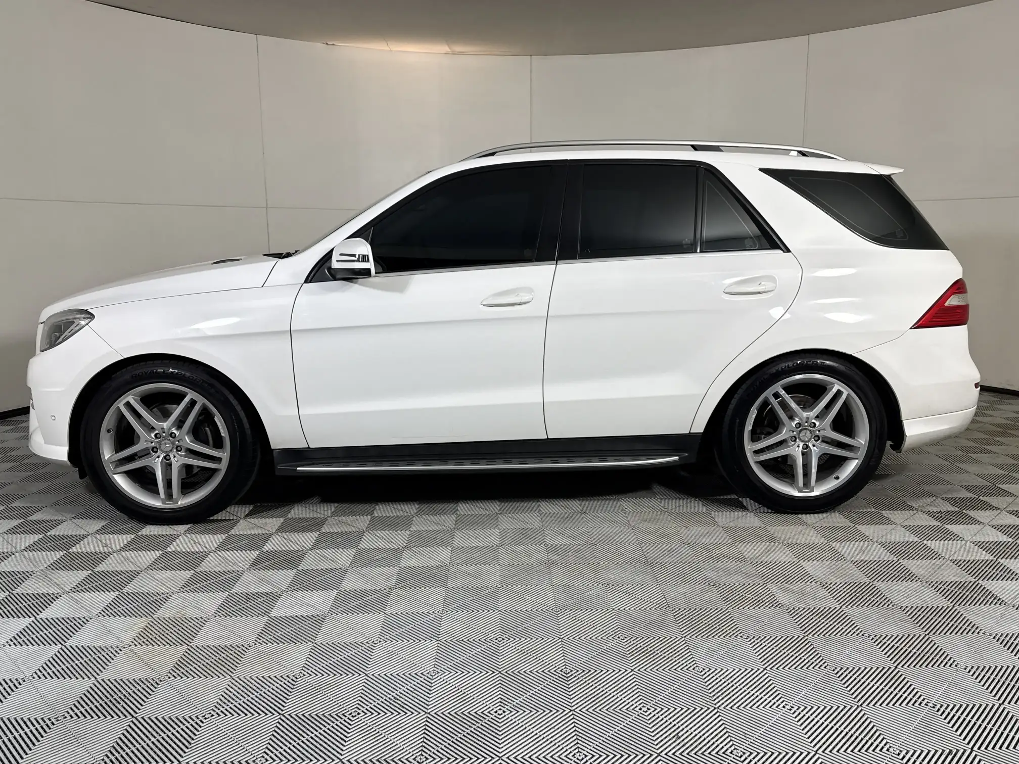 Mercedes-Benz M Class