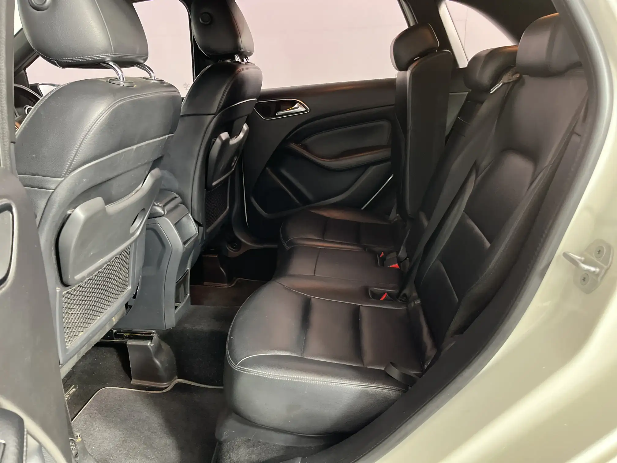 Mercedes-Benz B Class