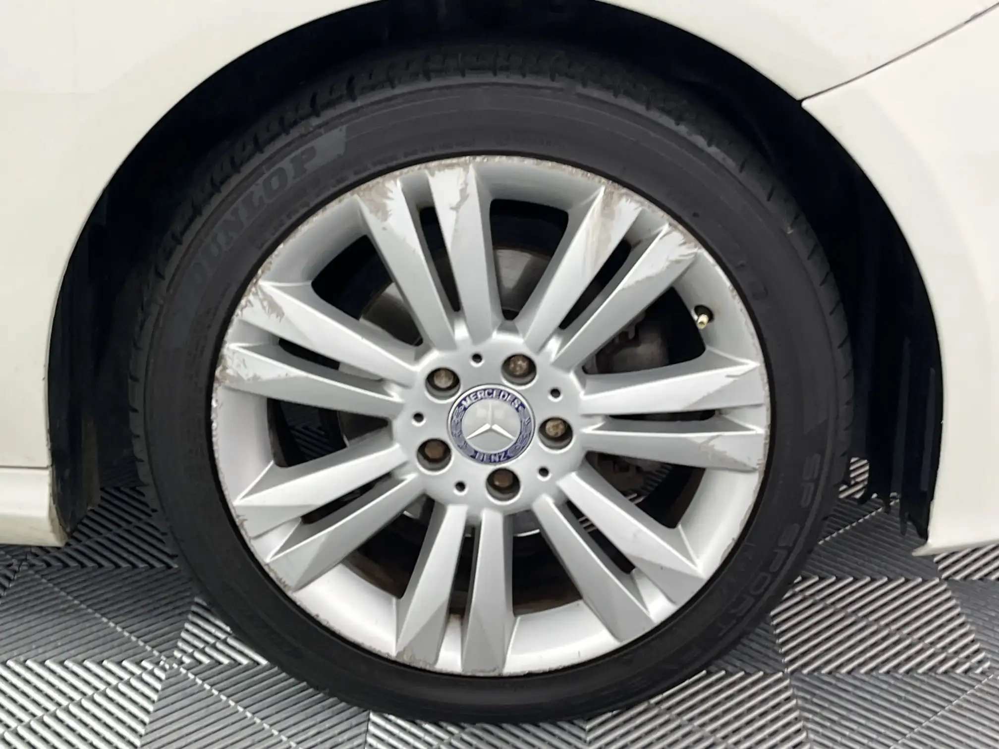 Mercedes-Benz B Class