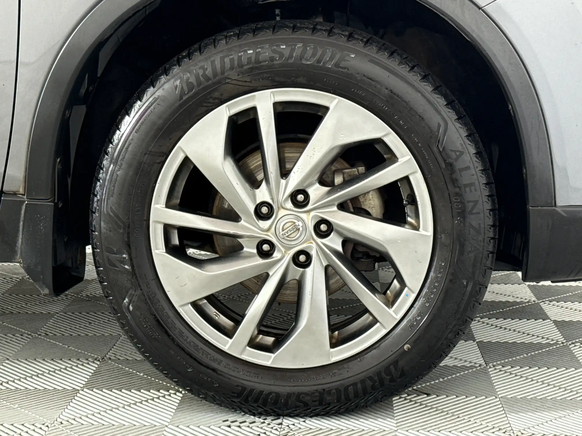 Nissan X Trail