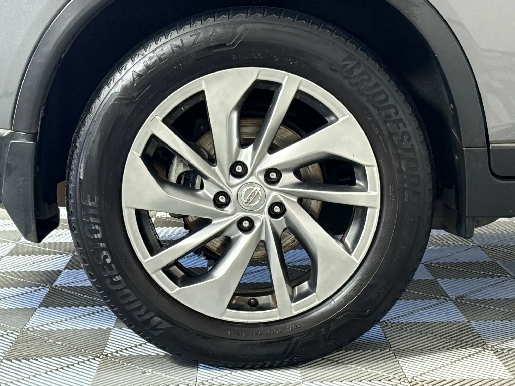 Nissan X Trail