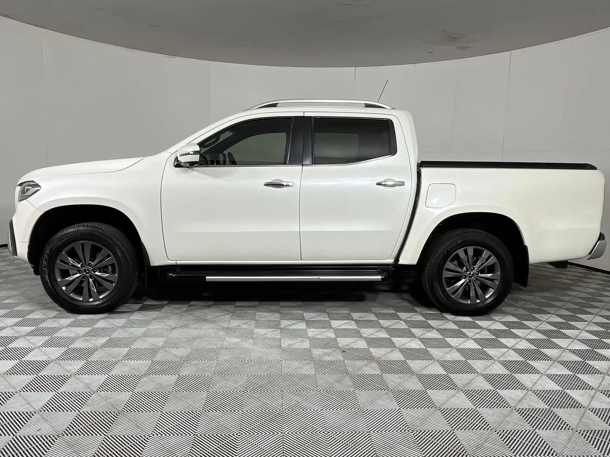 Mercedes-Benz X-Class
