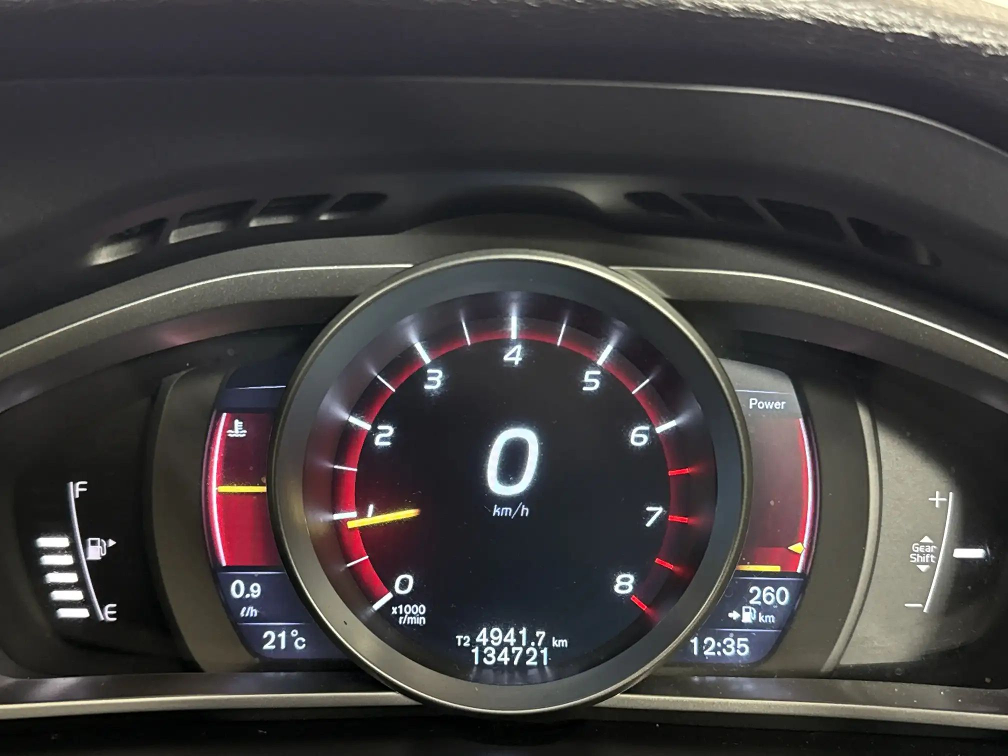 Volvo V40