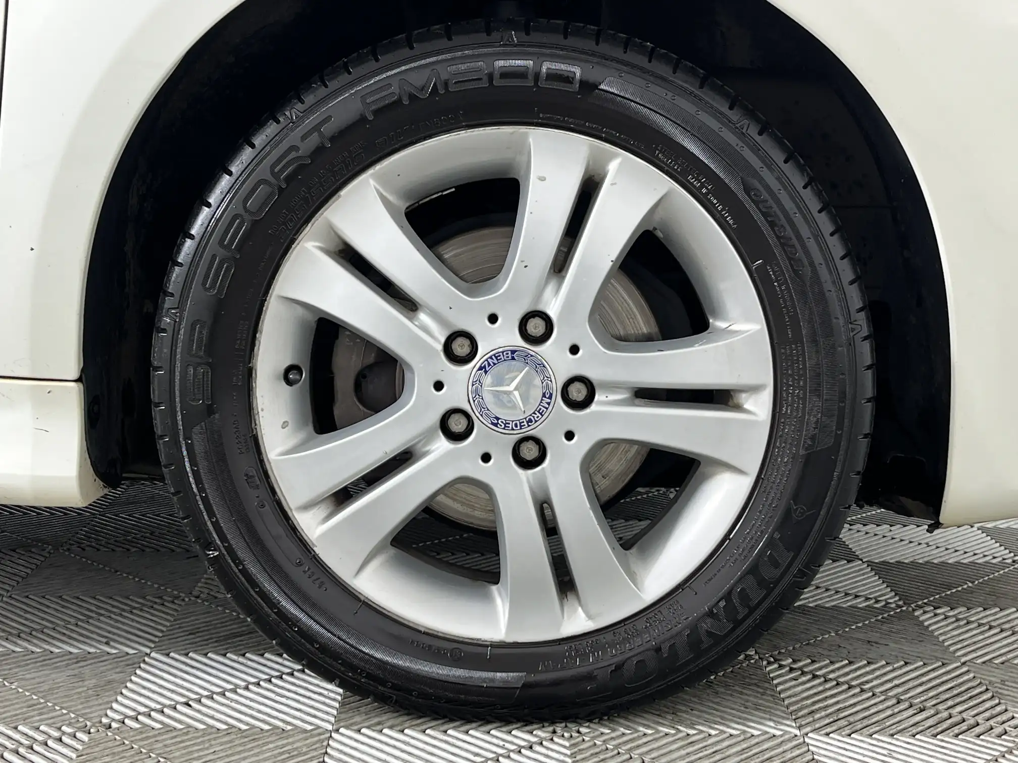 Mercedes-Benz B Class