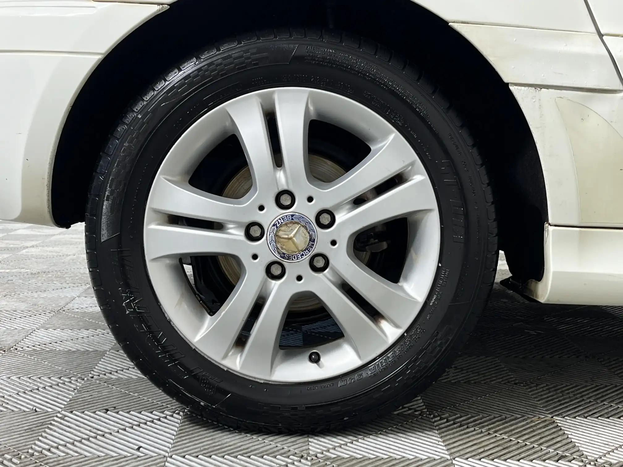 Mercedes-Benz B Class