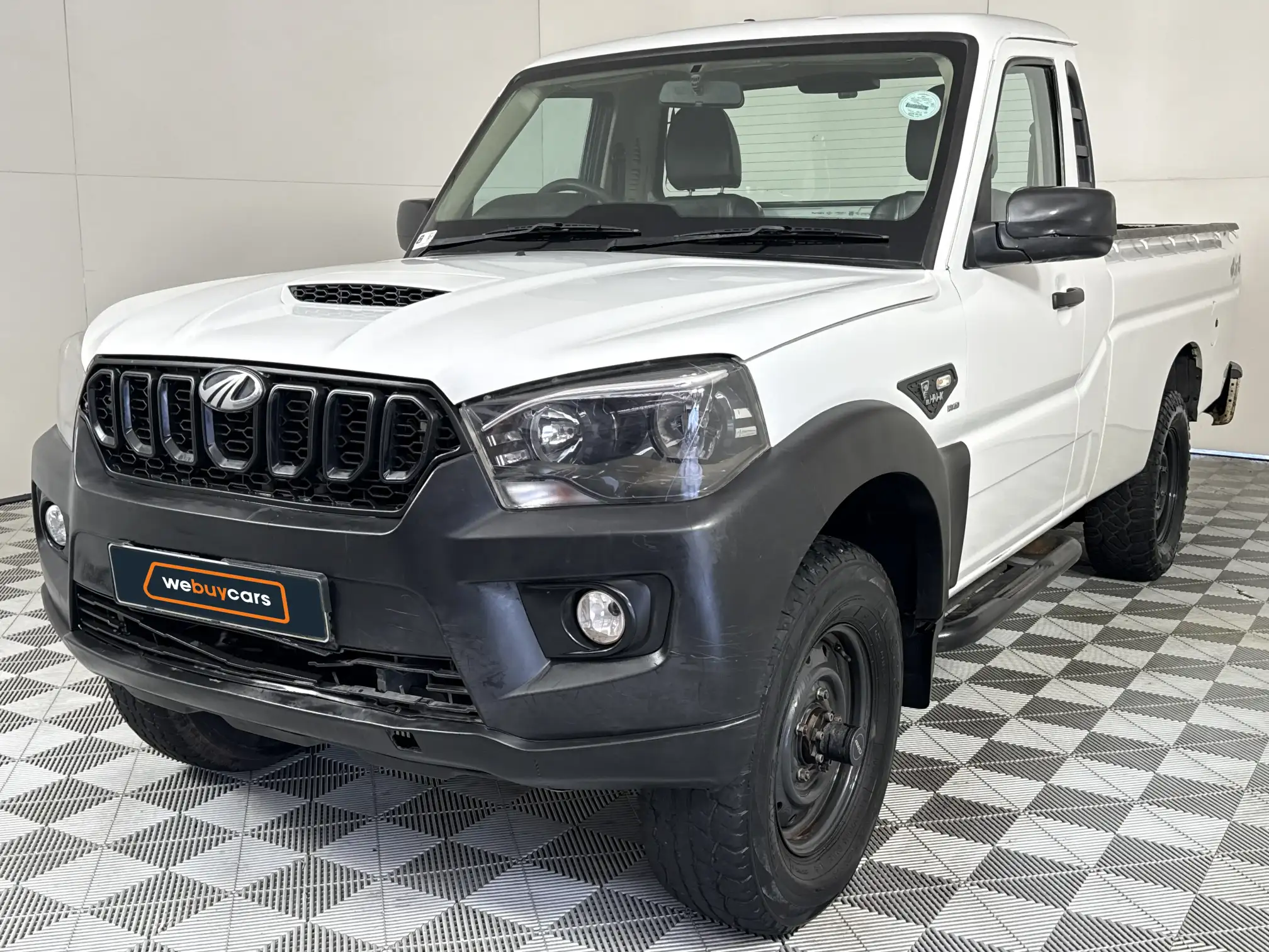 2022 Mahindra PIK UP