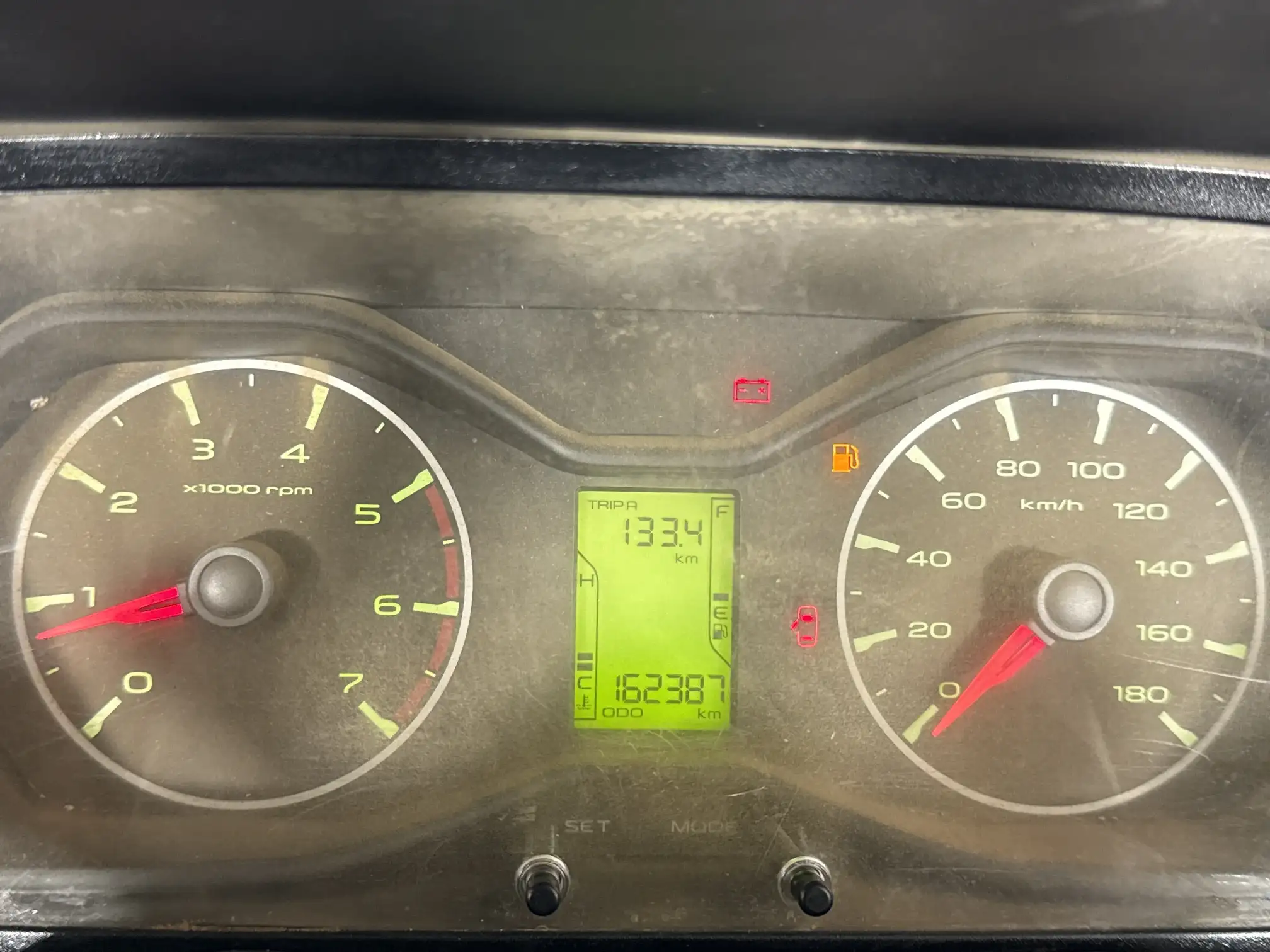 Mahindra PIK UP