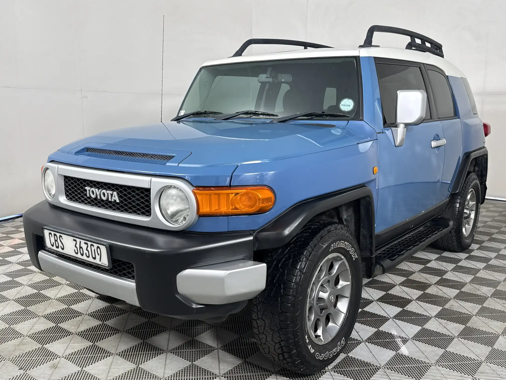 2012 Toyota Land Cruiser