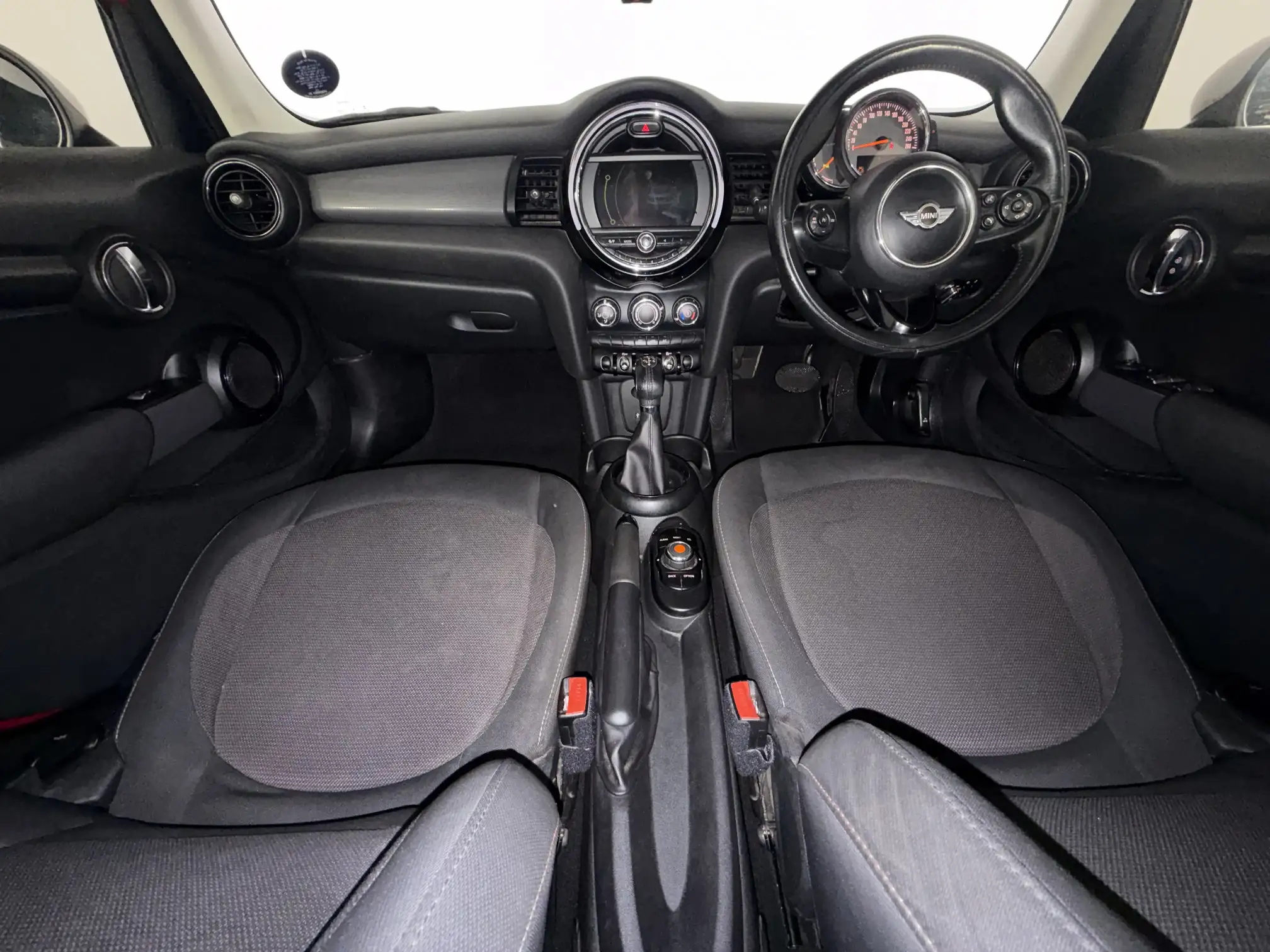 Mini Cooper 5DR