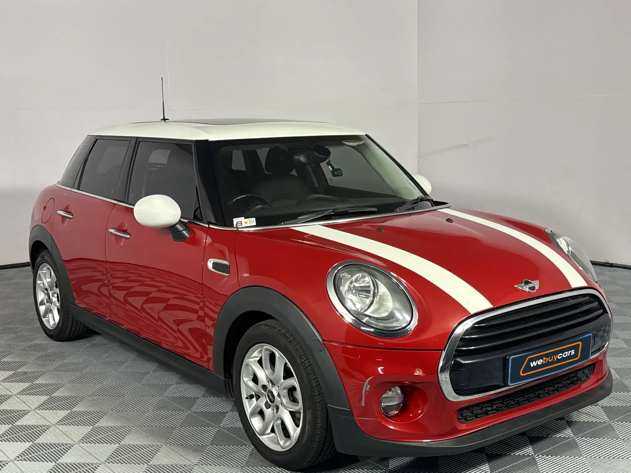 Mini Cooper 5DR