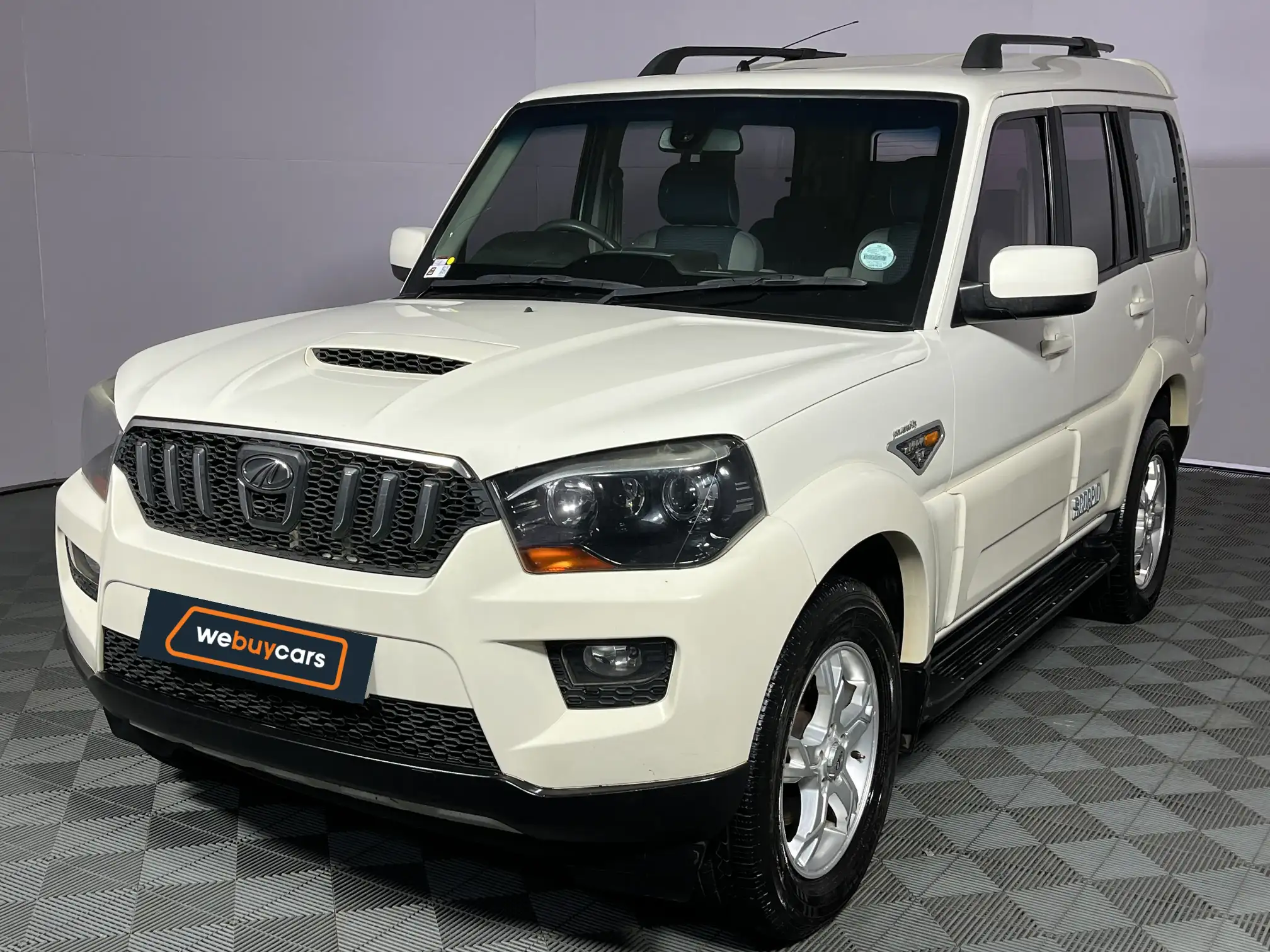 2016 Mahindra Scorpio