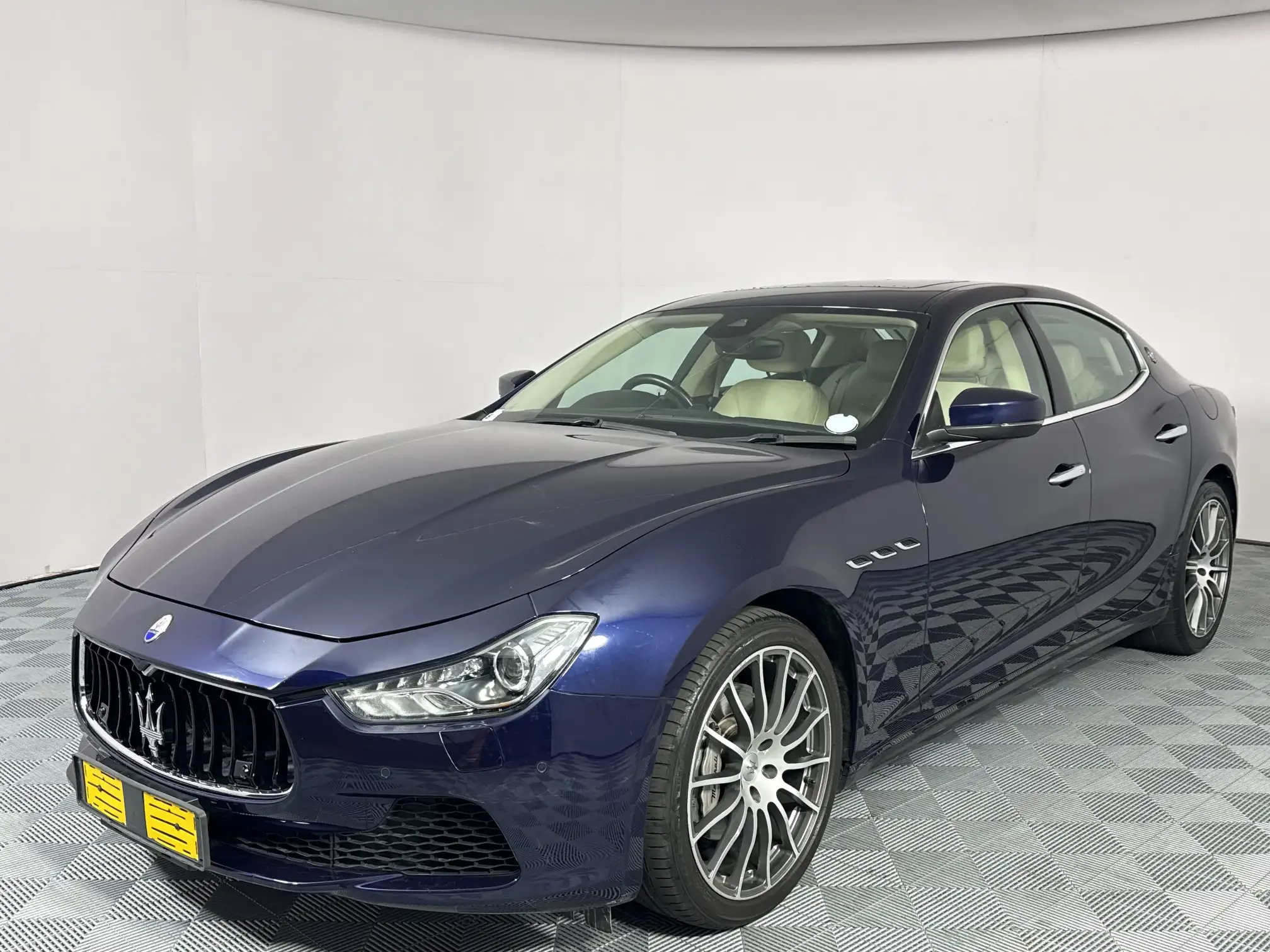 2018 Maserati Ghibli
