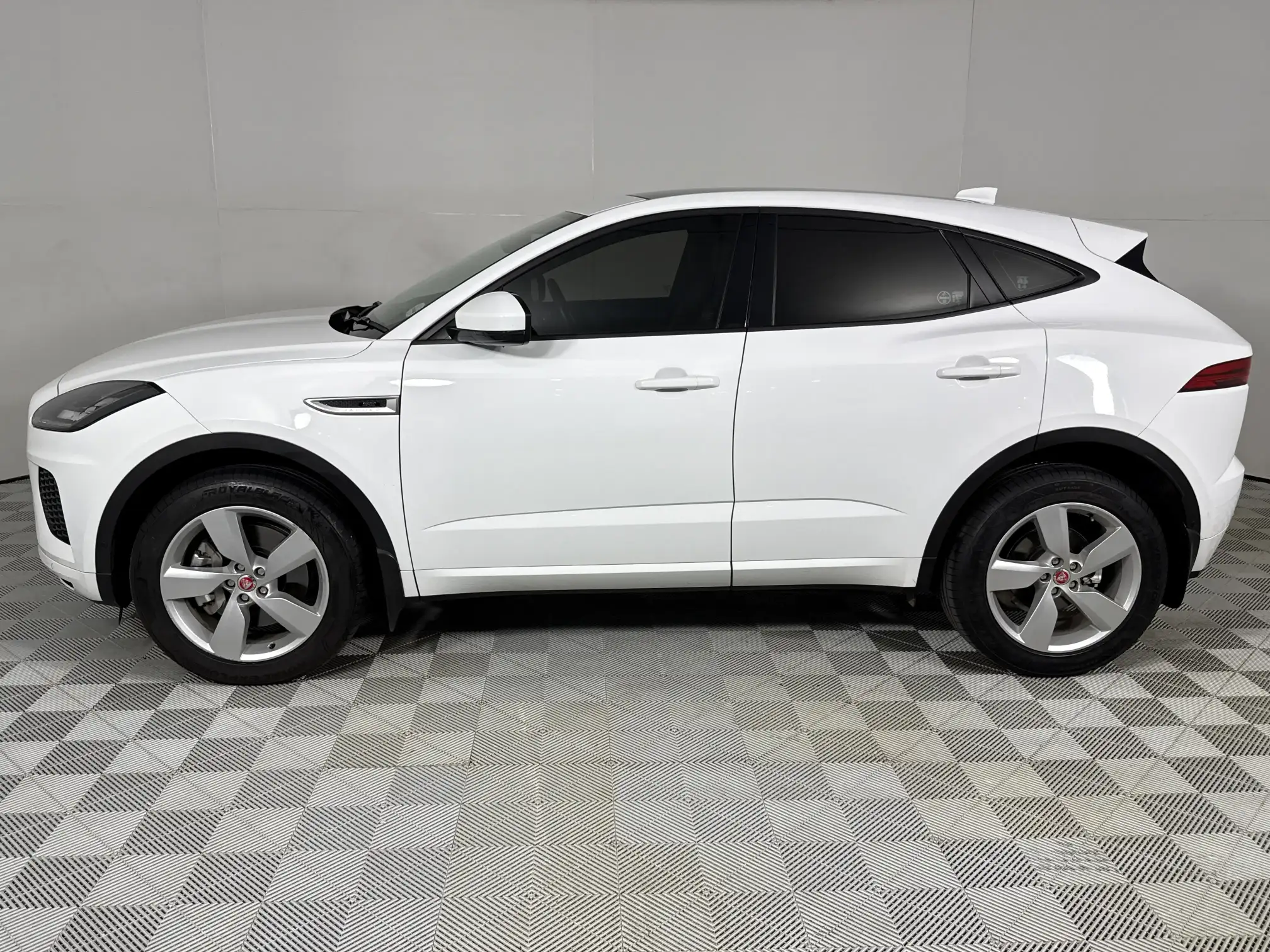Jaguar E-Pace