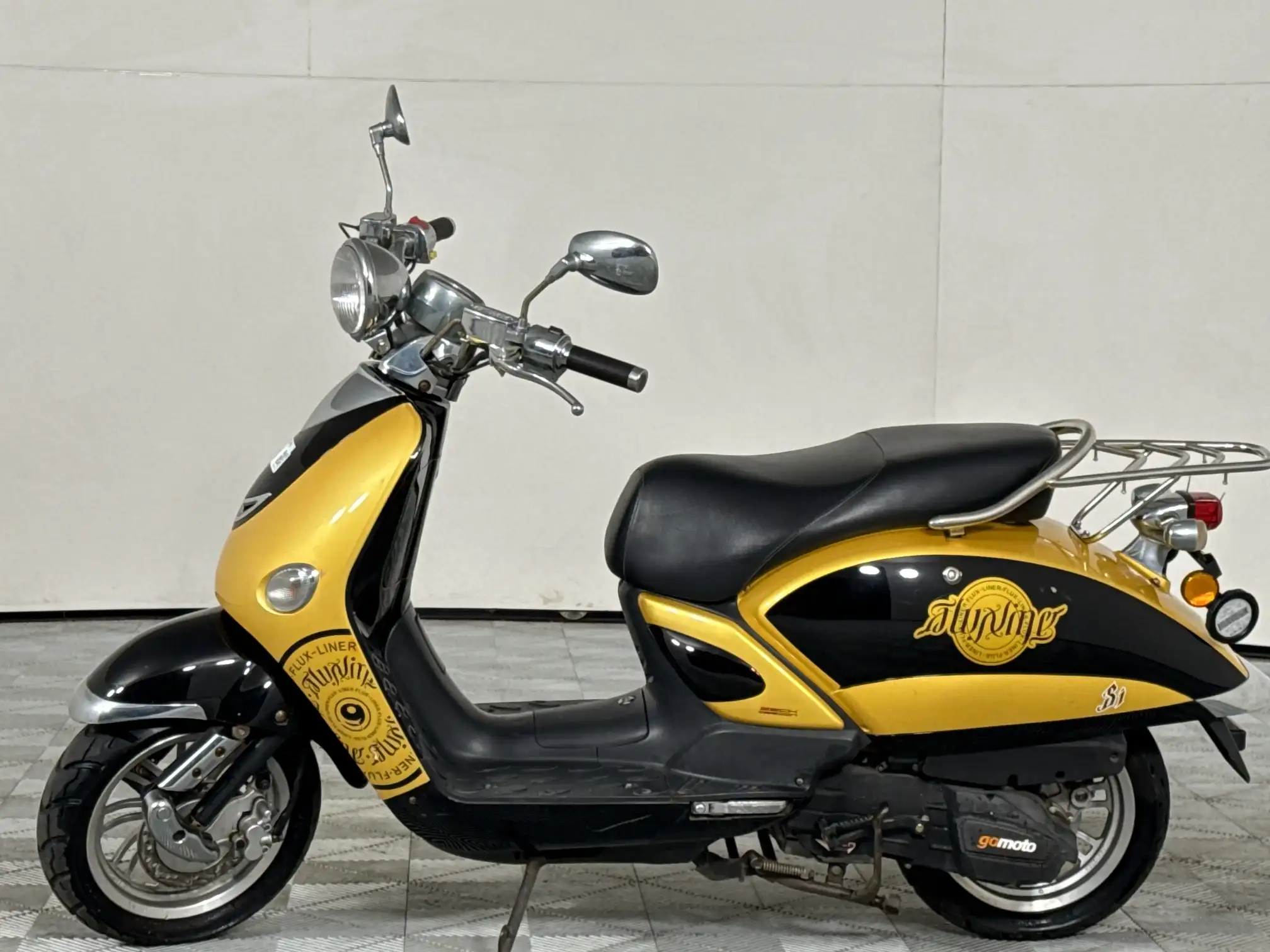 Gomoto Fluxliner