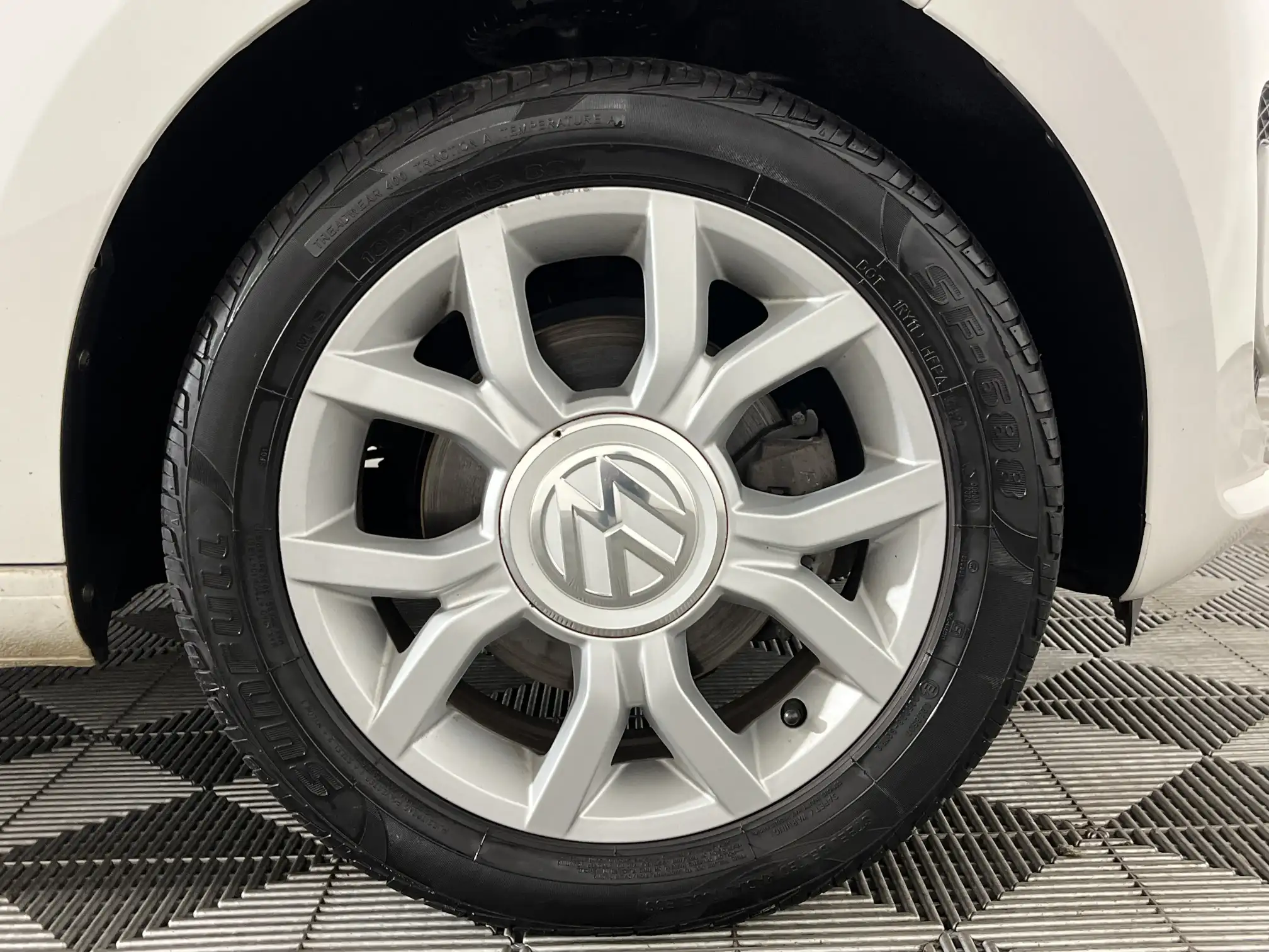Volkswagen UP