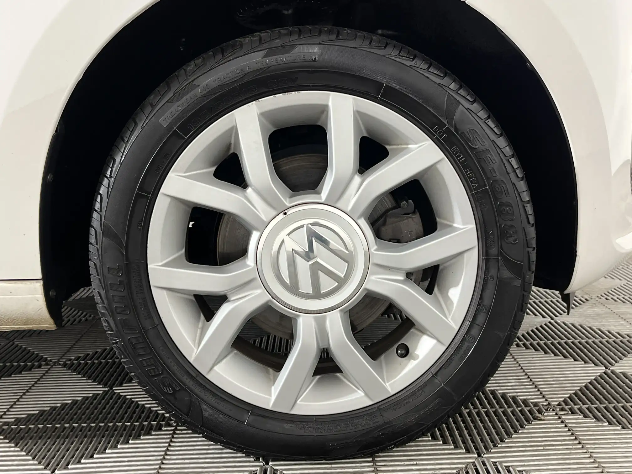 Volkswagen UP