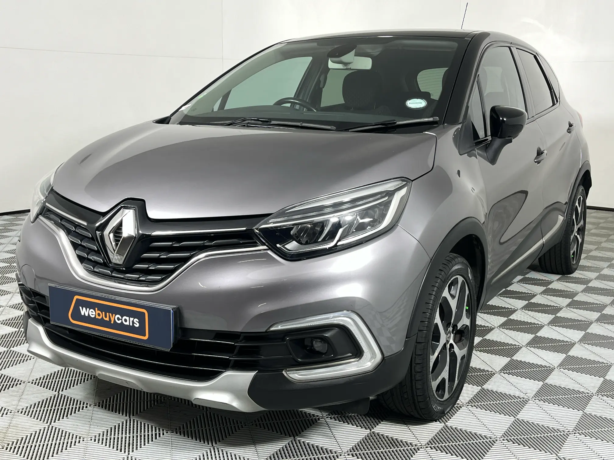 2018 Renault Captur 900t Dynamique 5-Door (66 KW)