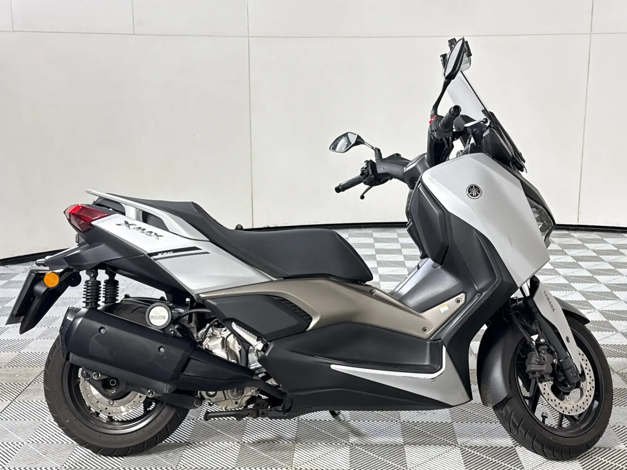 Yamaha X-MAX