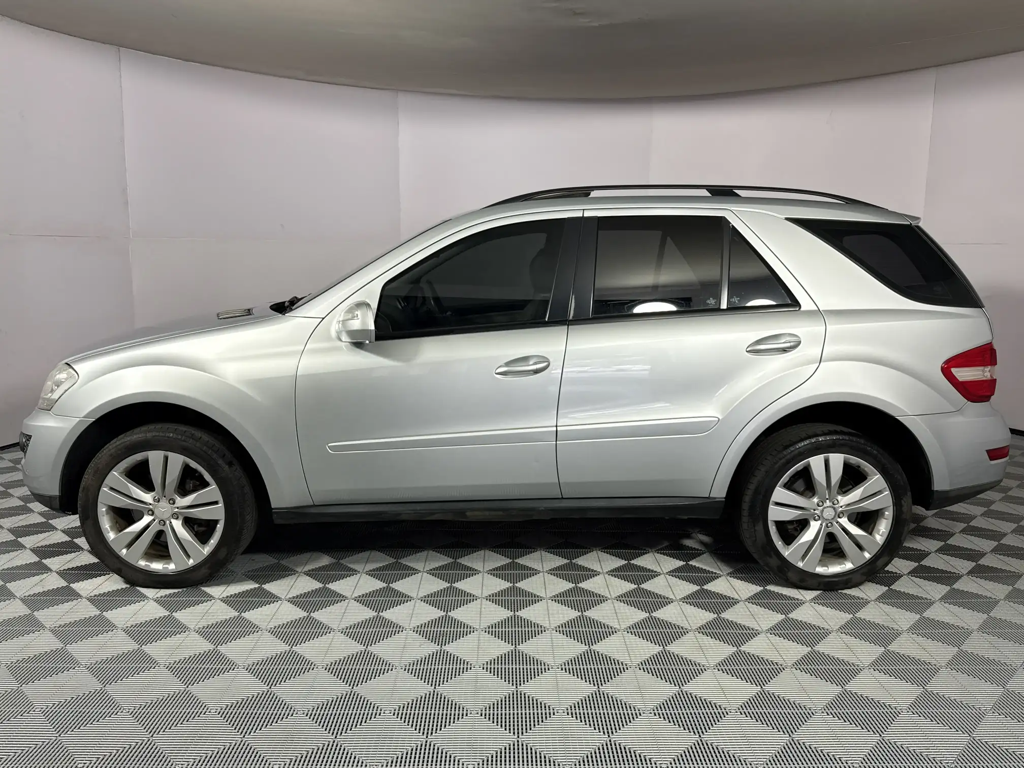 Mercedes-Benz M Class