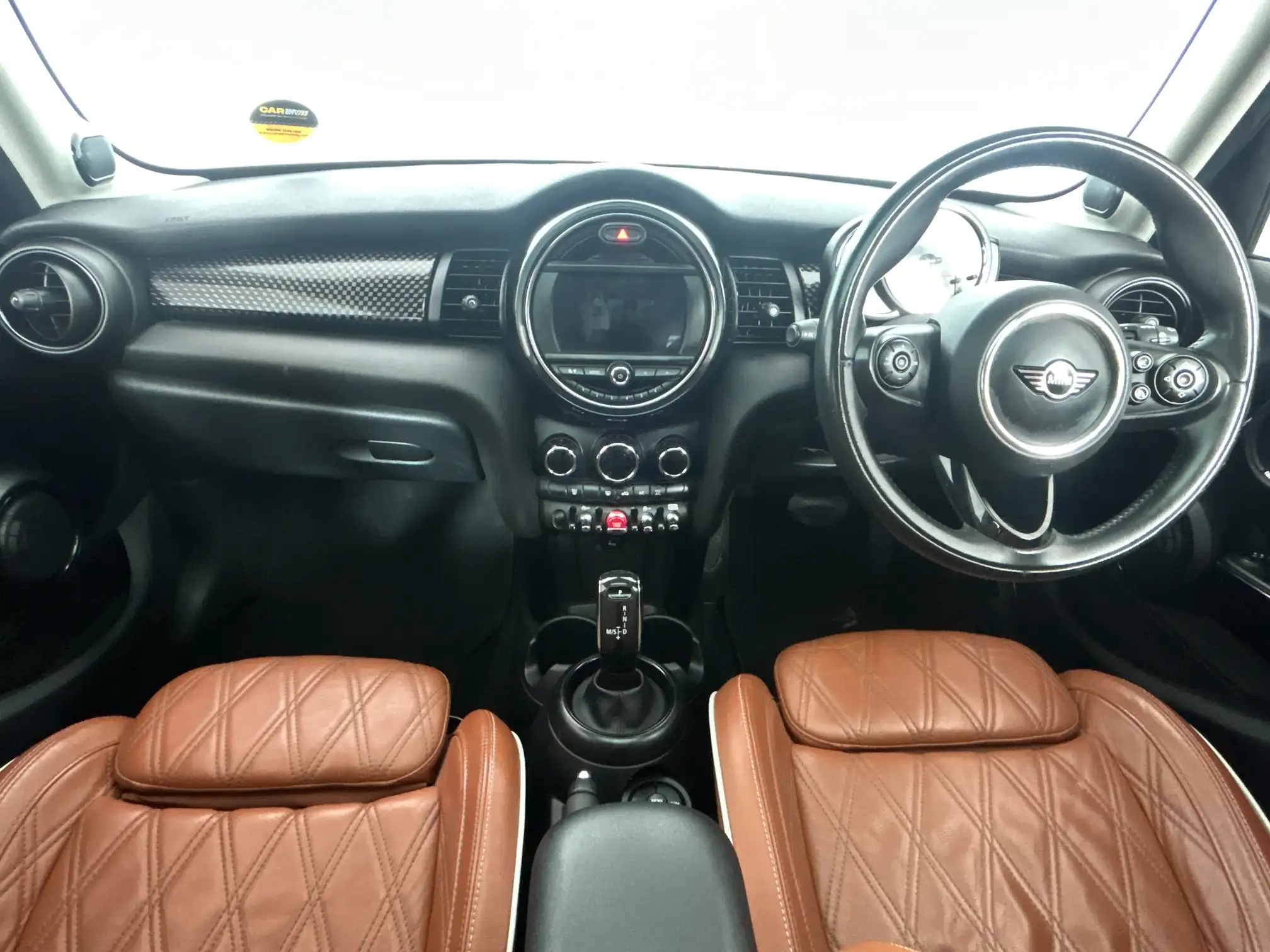 Mini Cooper 5DR