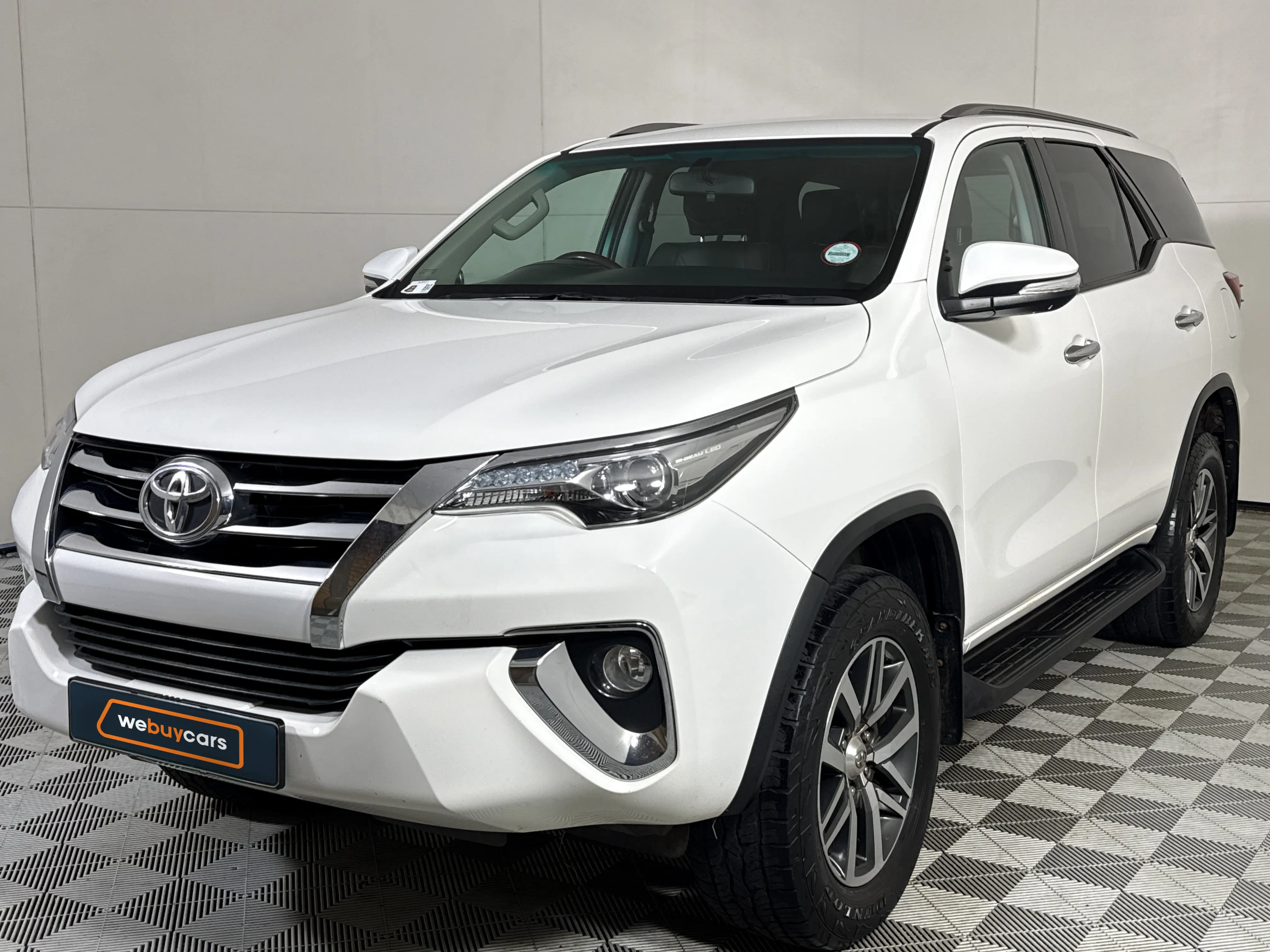 2017 Toyota Fortuner 2.8gd-6 R/B Auto