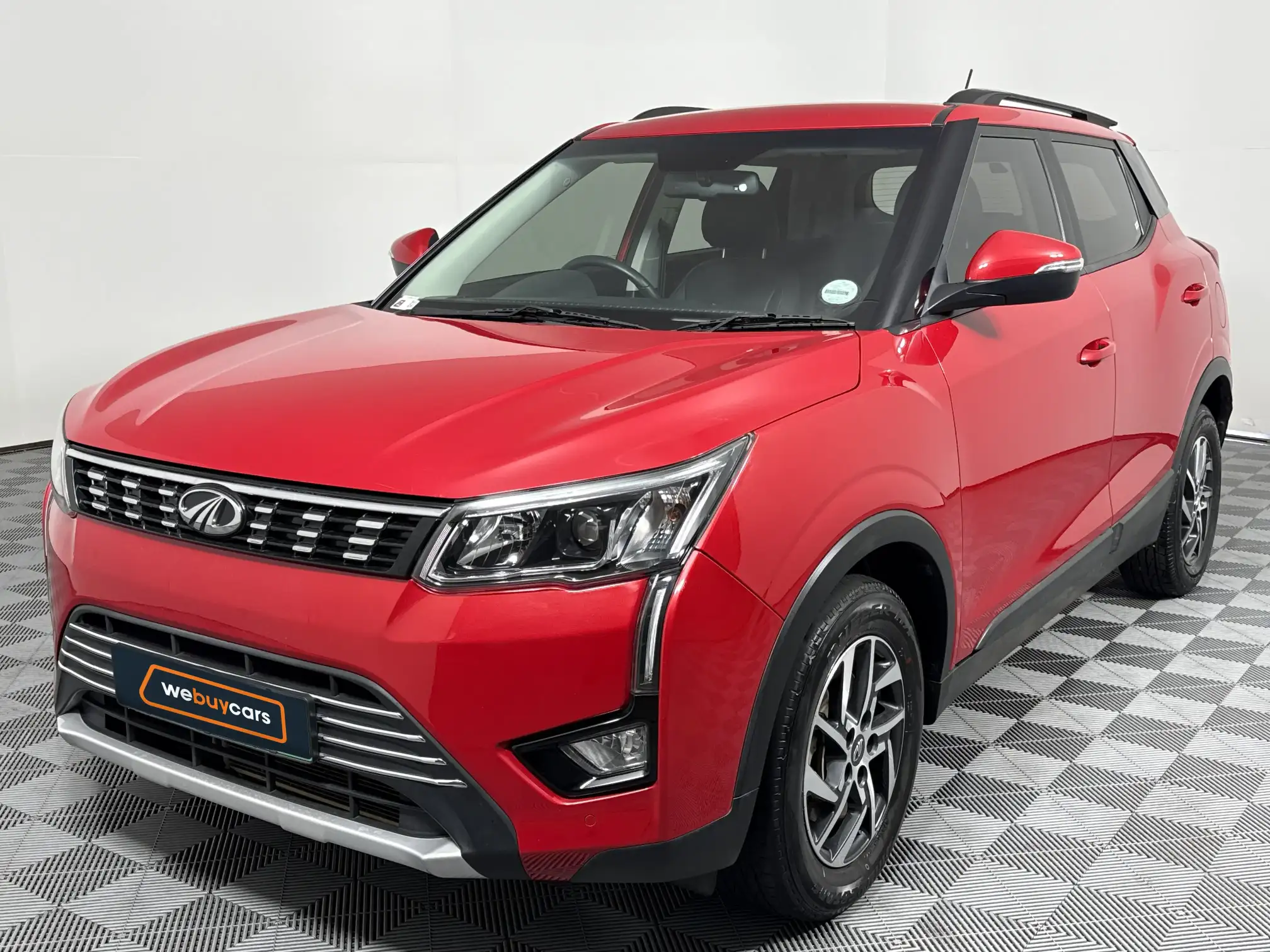 2022 Mahindra Xuv300