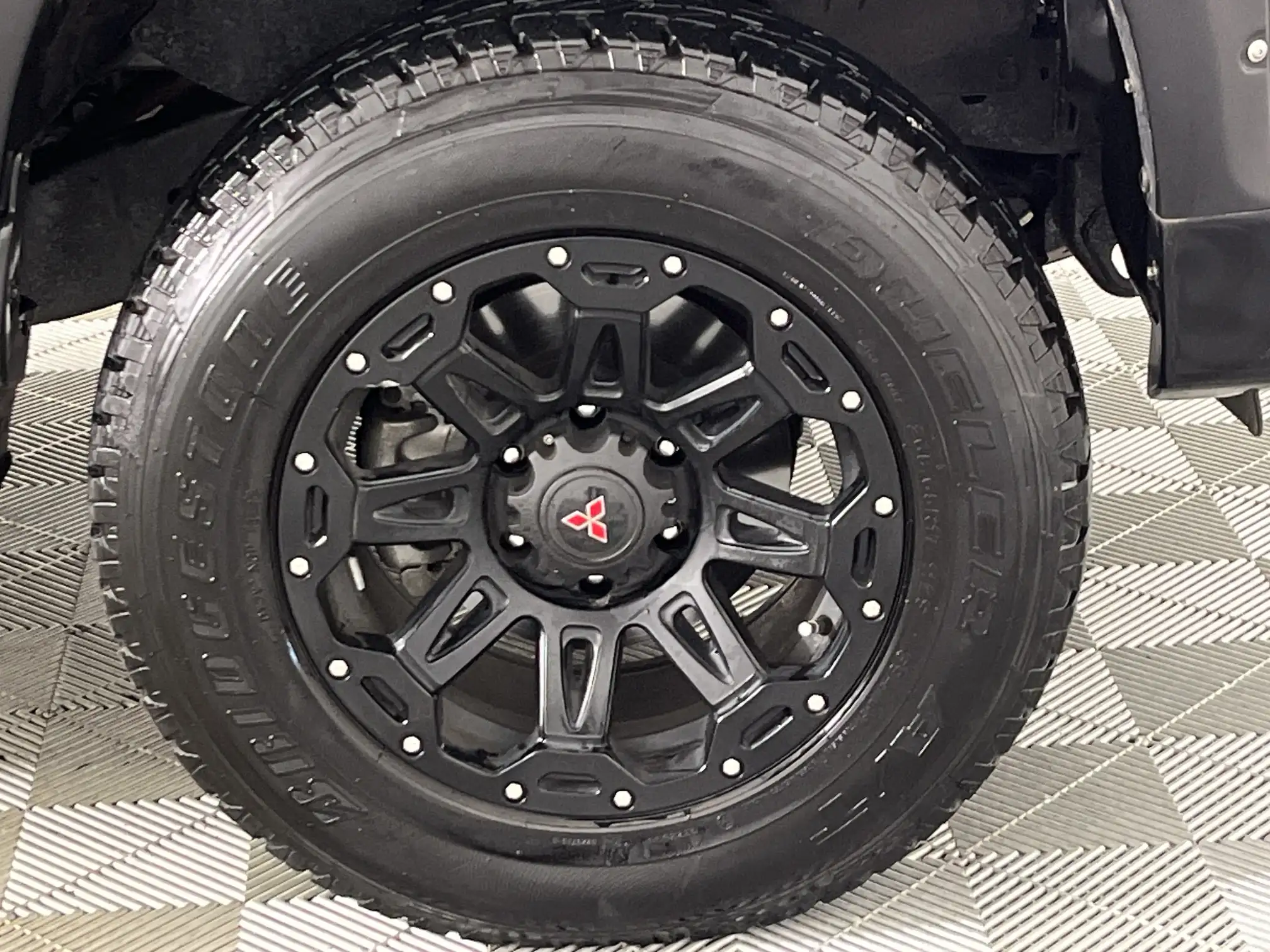 Mitsubishi Triton