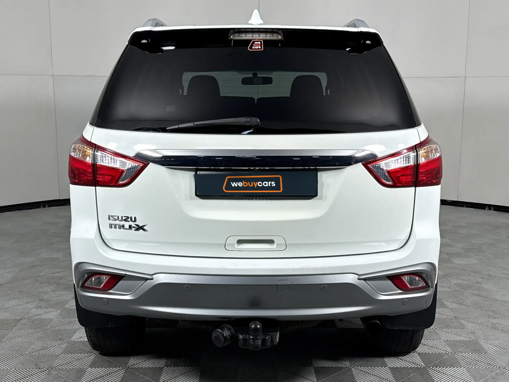Isuzu MU-X