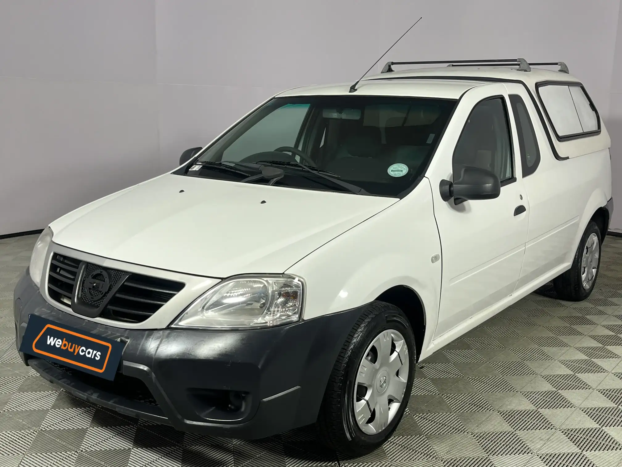 Nissan NP200