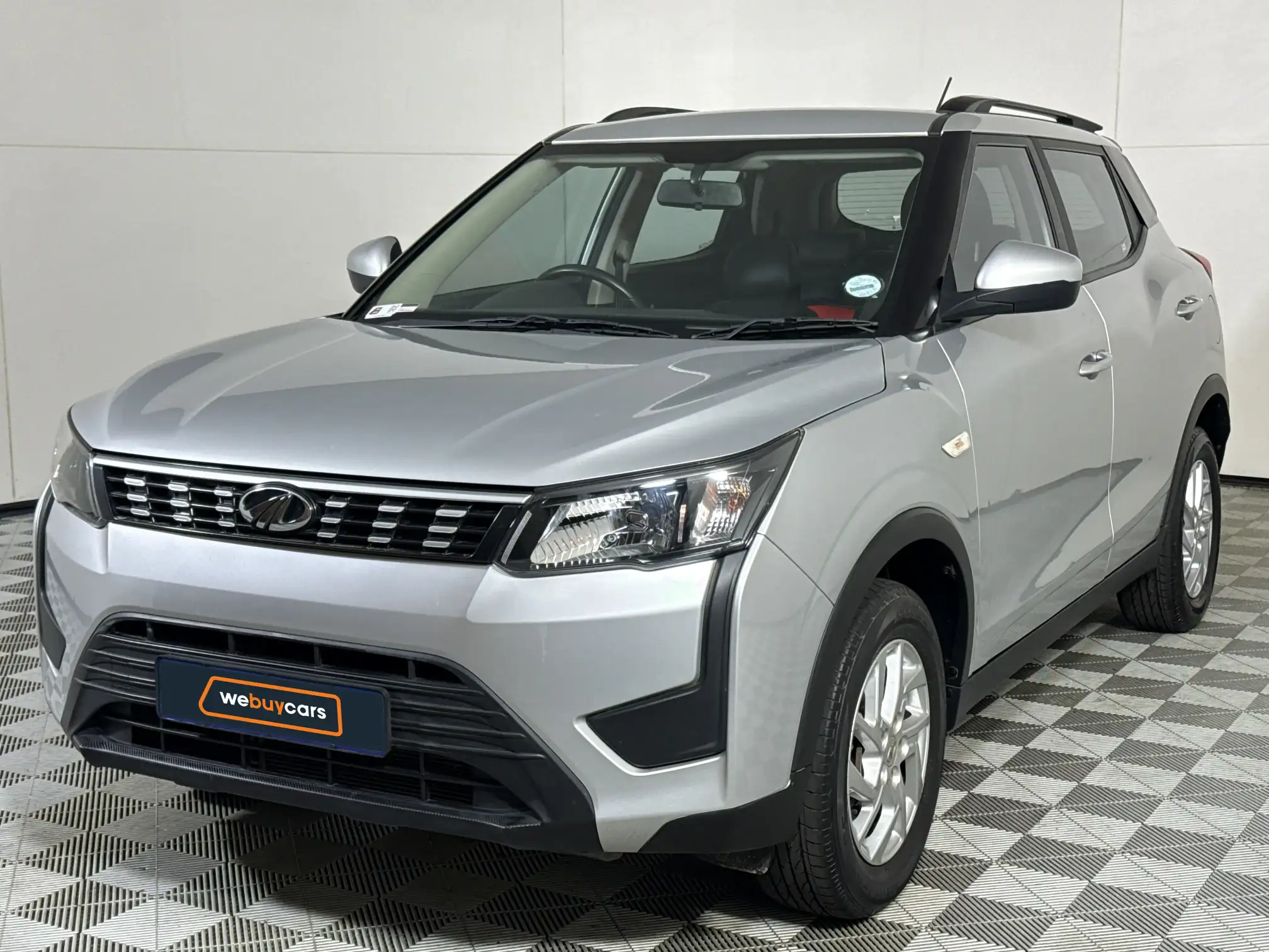 2022 Mahindra Xuv300