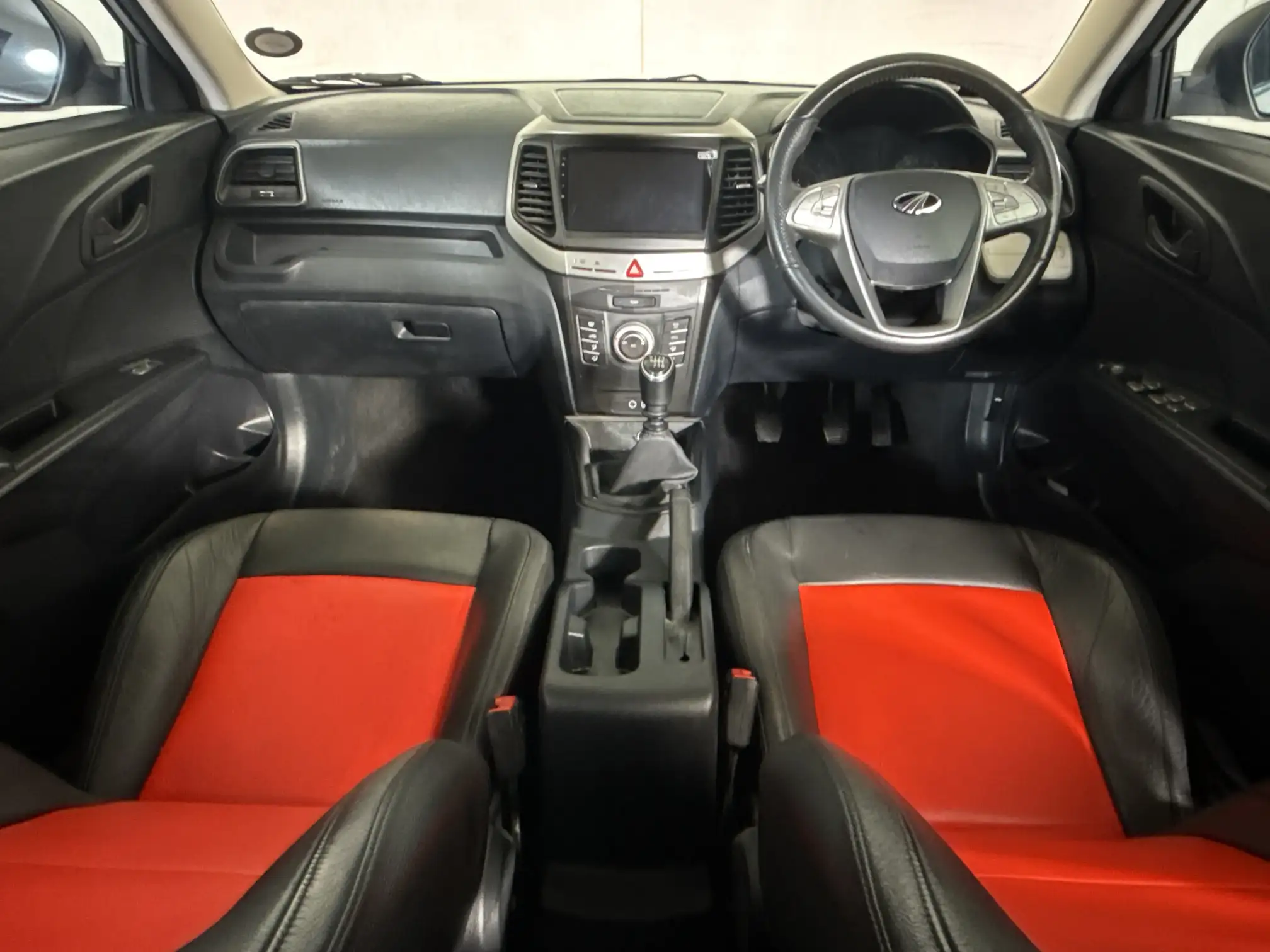 Mahindra Xuv300