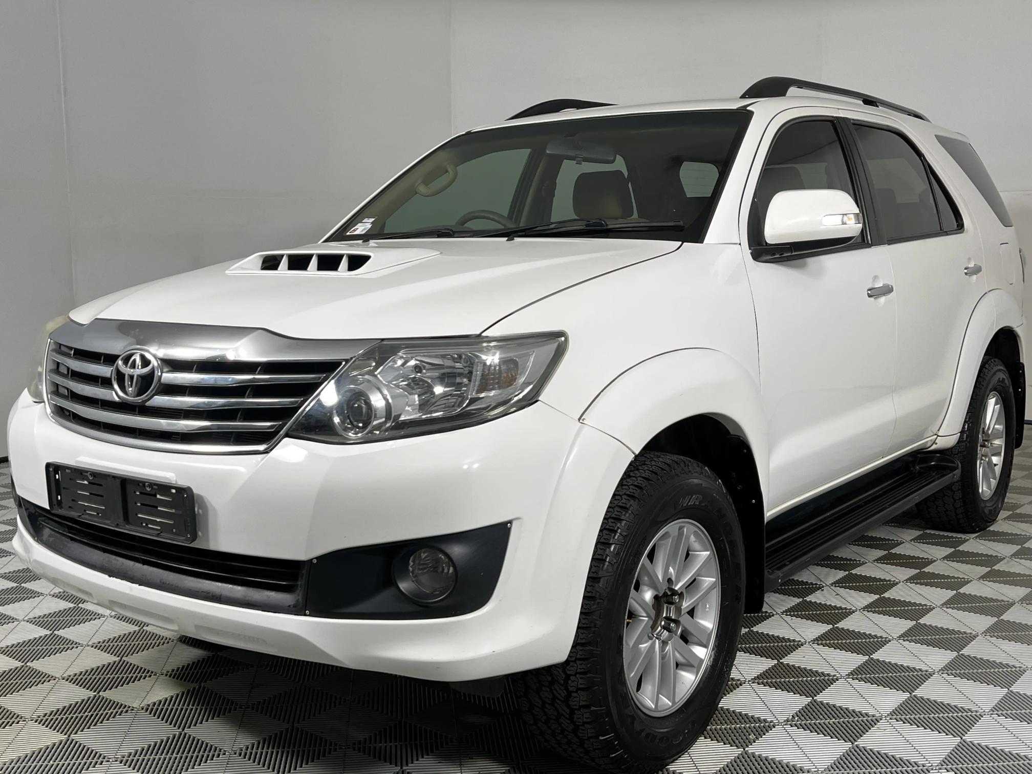 Toyota Fortuner III 2.5 D-4D VNT Raised Body Auto