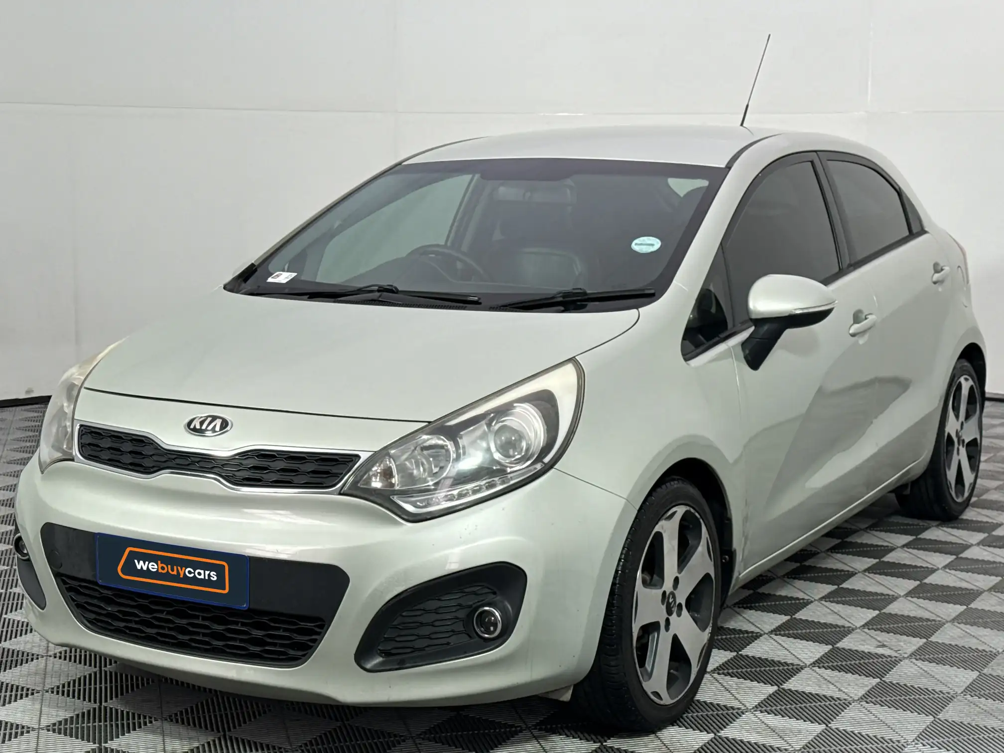 2014 KIA RIO