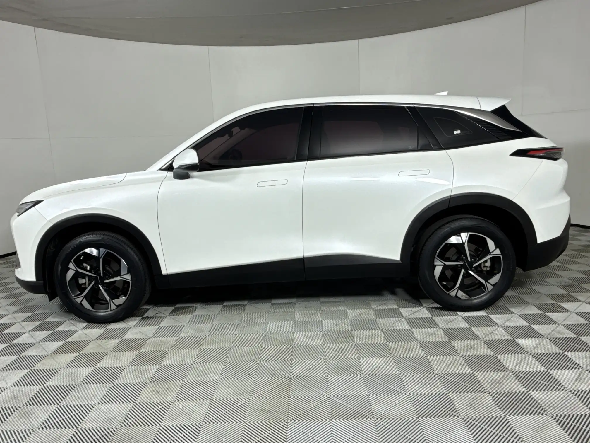 Baic X55