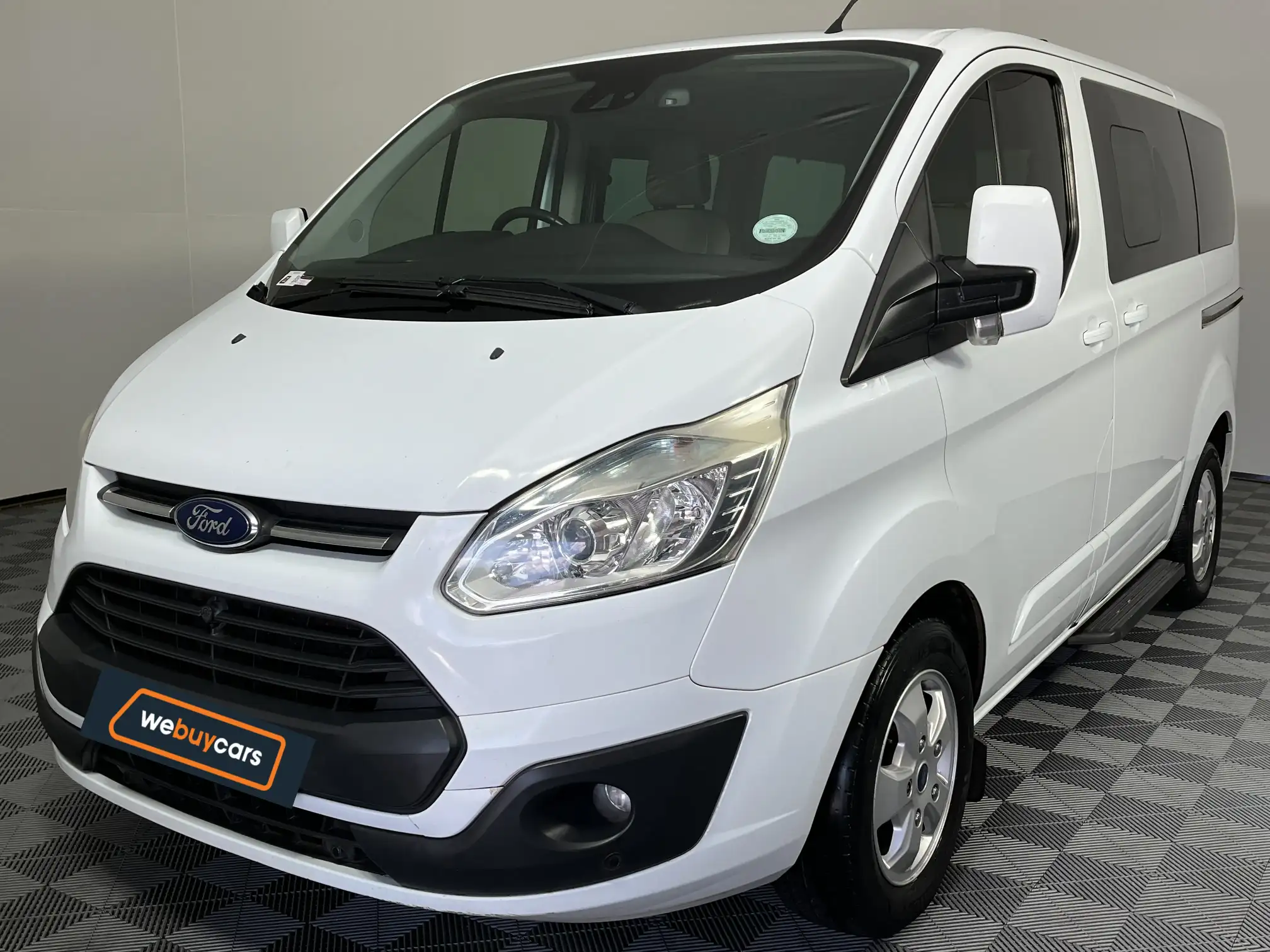 2015 Ford Tourneo