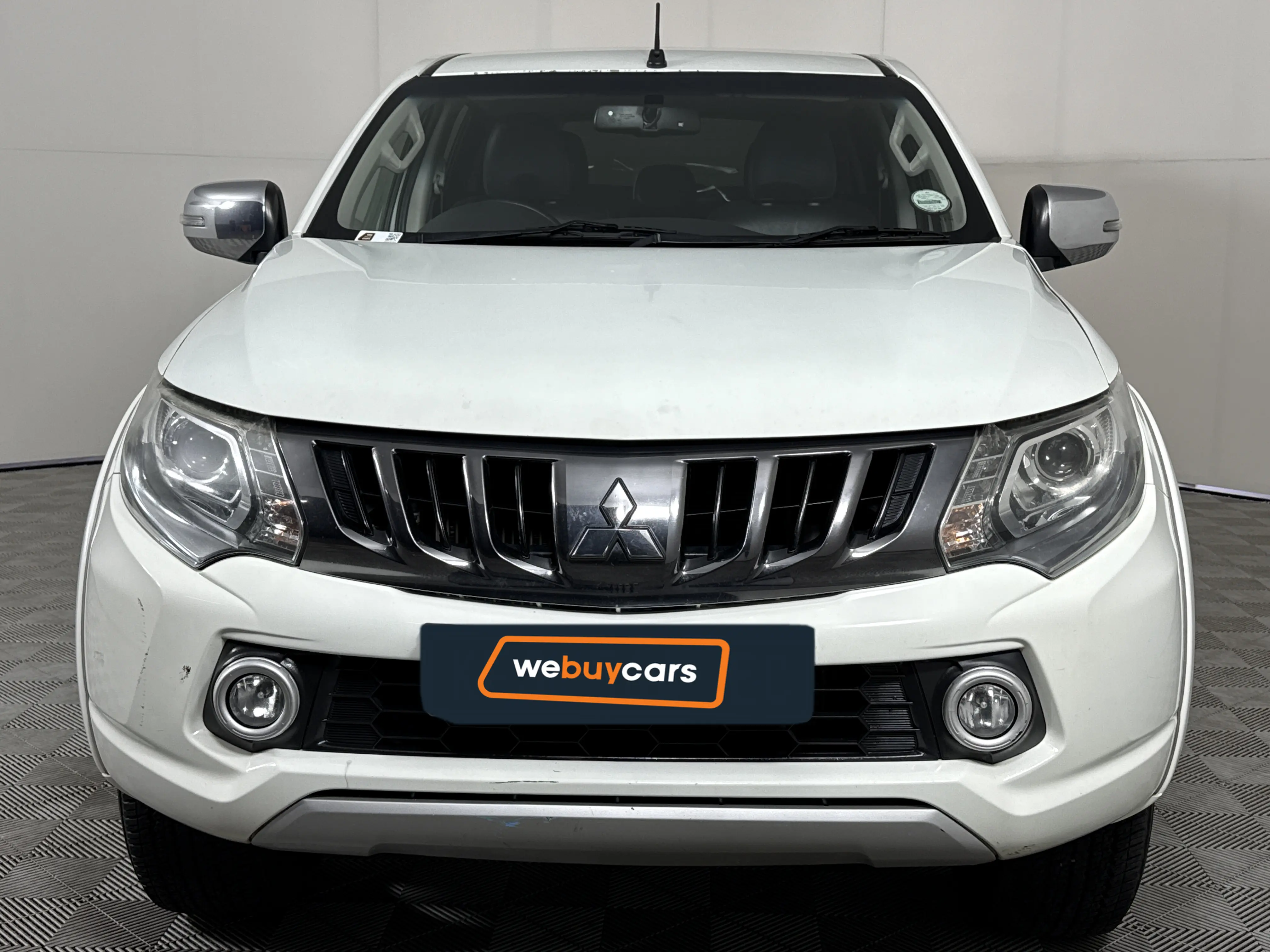 2018 Mitsubishi Triton 2.4 Di-Dc 4x4 Auto Pick Up Double Cab, photo 2