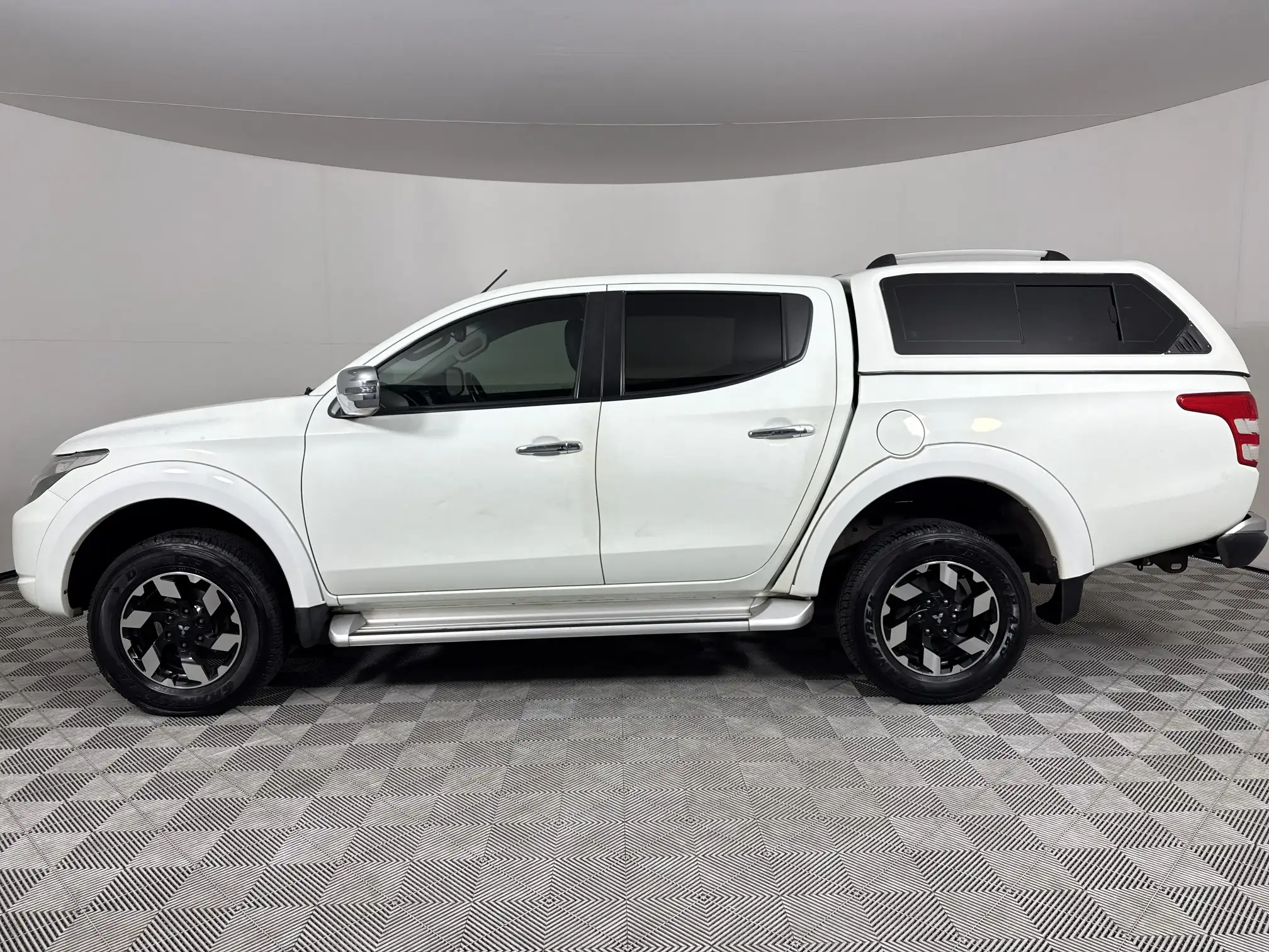Mitsubishi Triton
