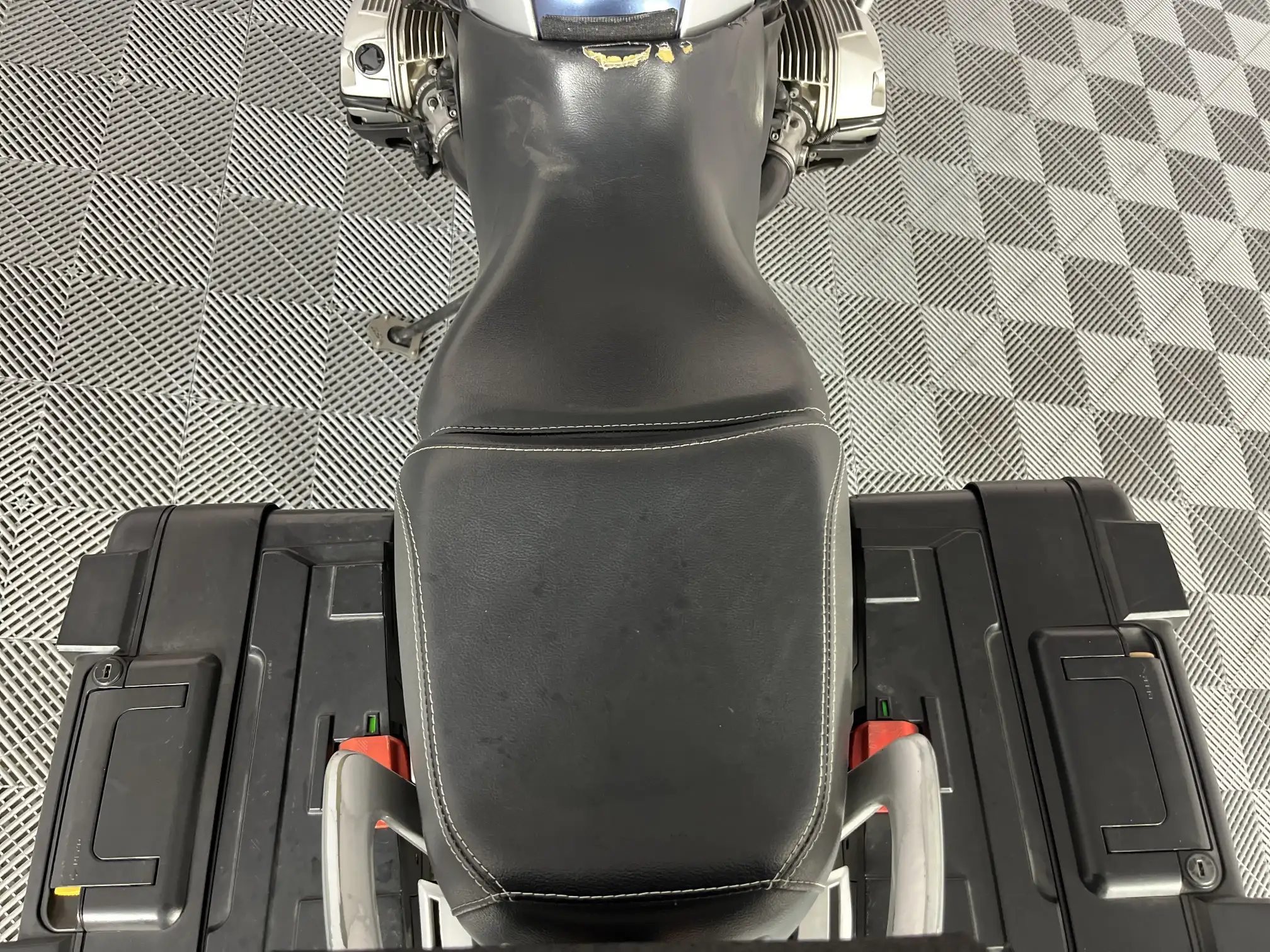 BMW R Series