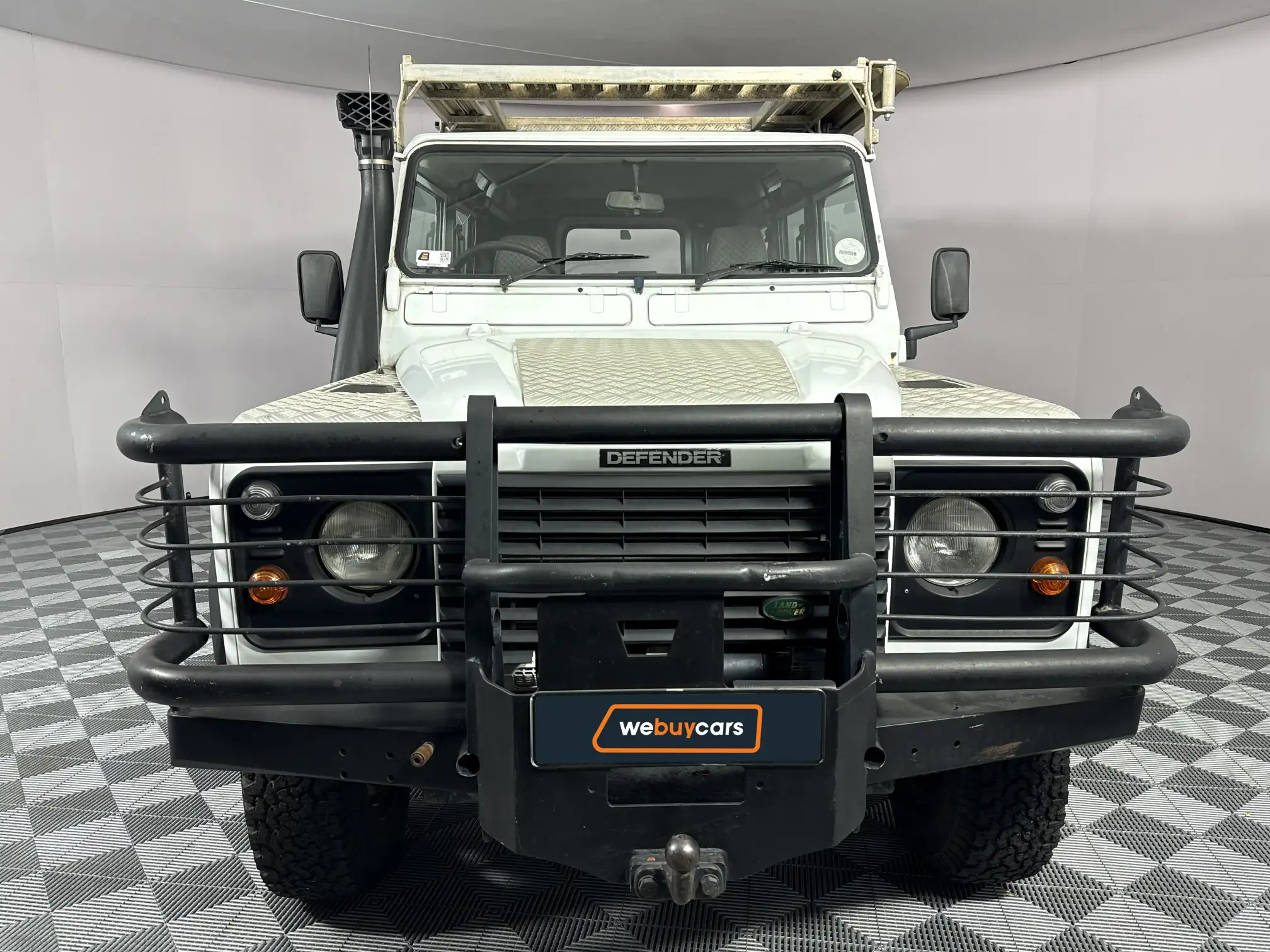 Land Rover Defender 110