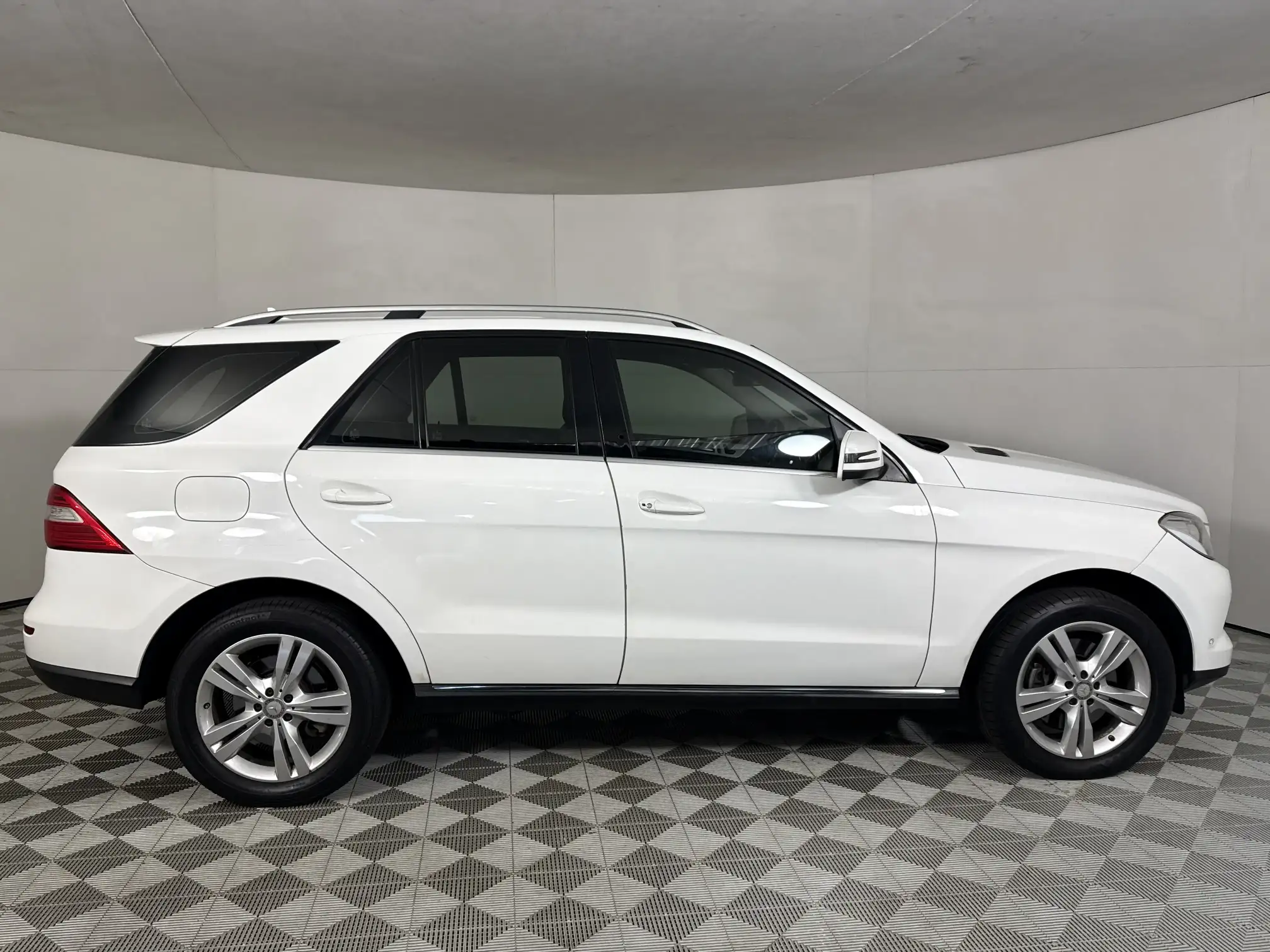 Mercedes-Benz M Class
