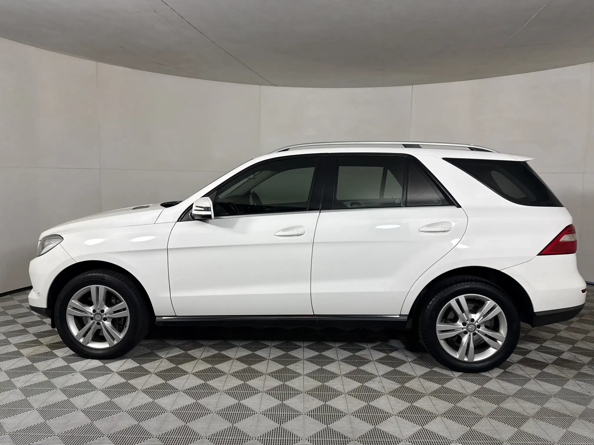 Mercedes-Benz M Class