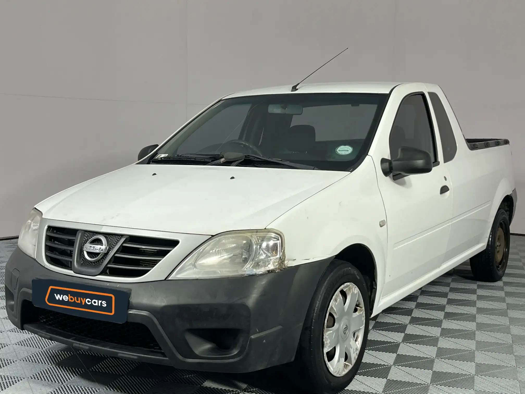 2017 Nissan NP200