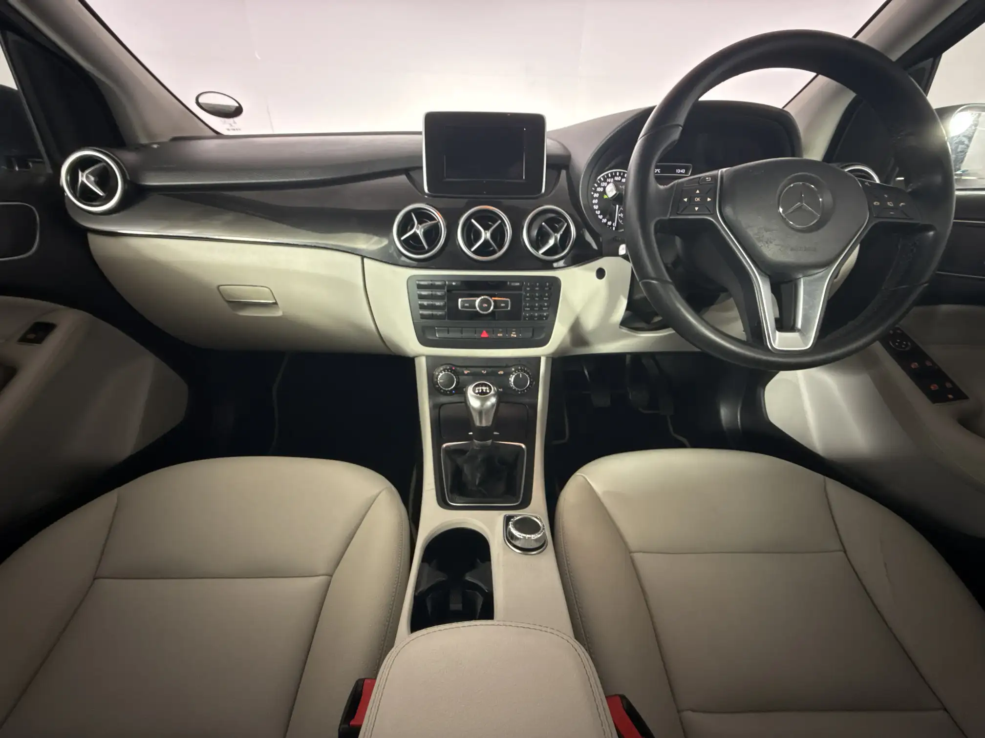 Mercedes-Benz B Class